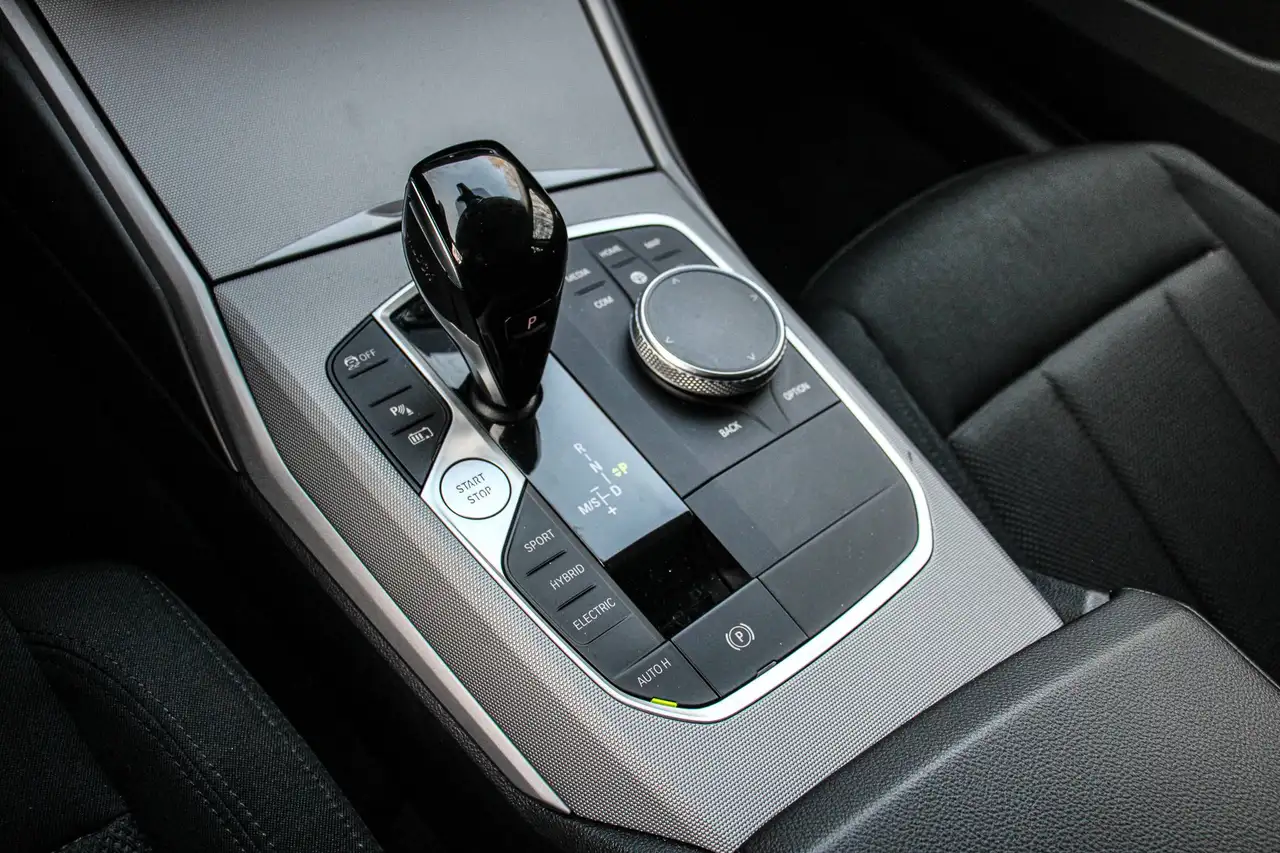BMW 320 Touring 320eA PHEV *inklapbare Trekhaak, миниатюра 9