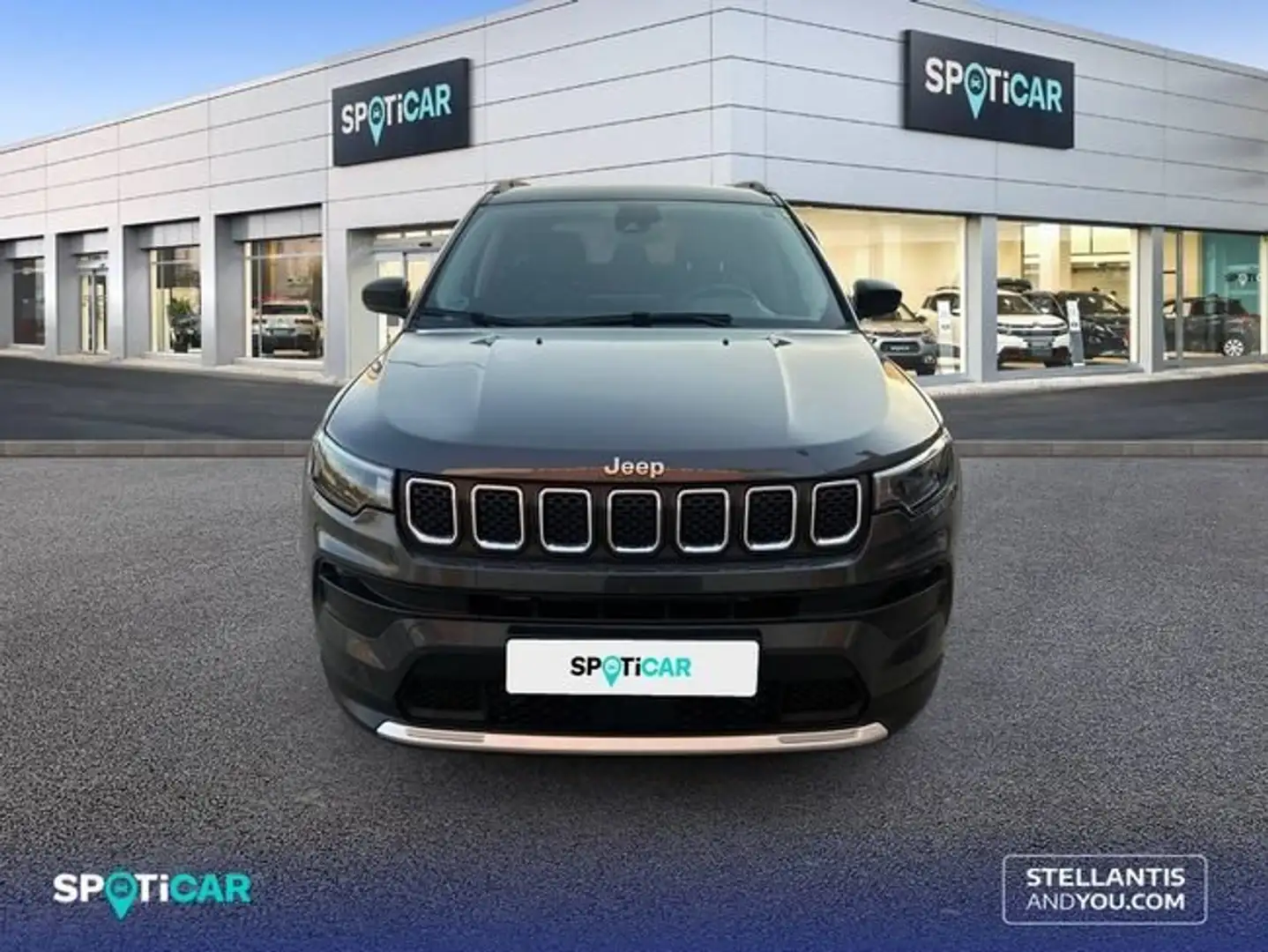 Jeep Compass 1.3 Gse T4 96kW (130CV) MT FWD Limited Gris - 2