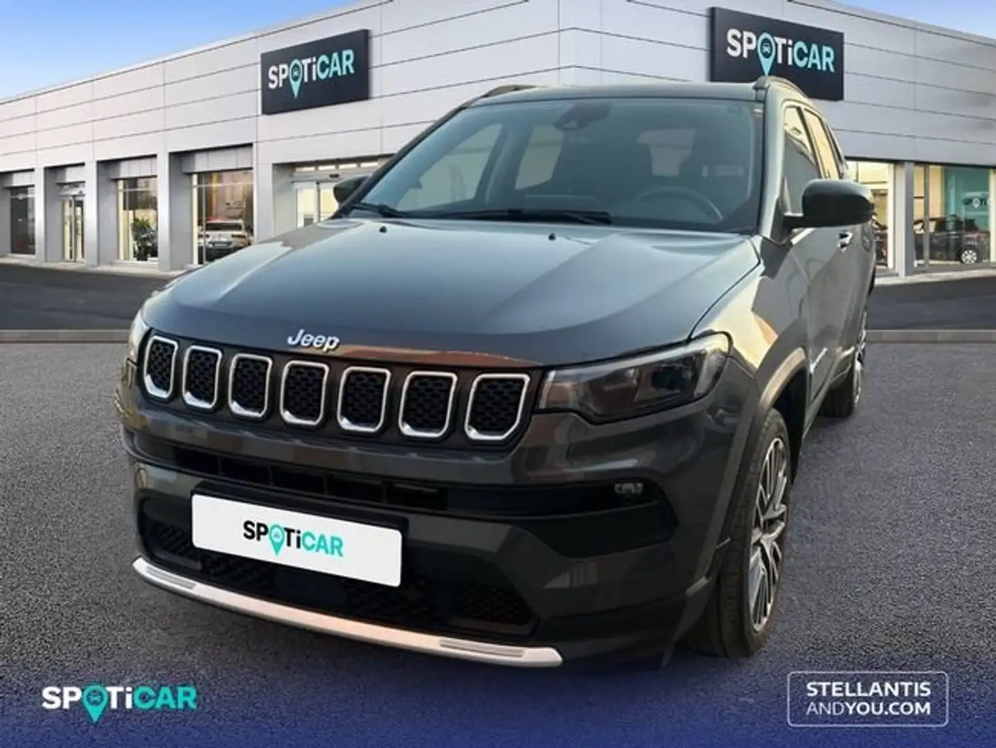 Jeep Compass 1.3 Gse T4 96kW (130CV) MT FWD Limited Gris - 1