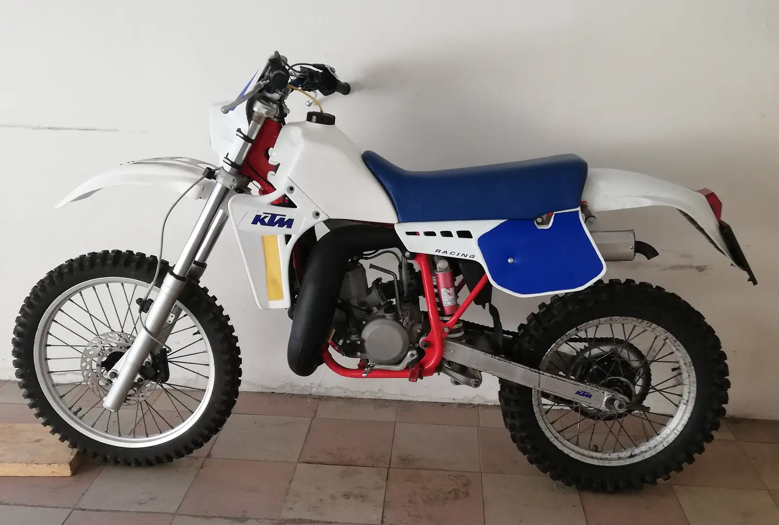 KTM 250 GS Blanc - 1