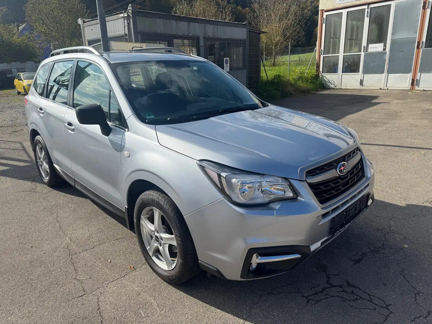 Subaru Forester Forester Diesel 2.0D Active 4WD Silber - 1