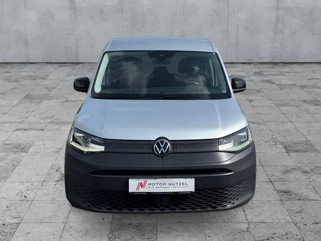 Volkswagen Caddy view 3