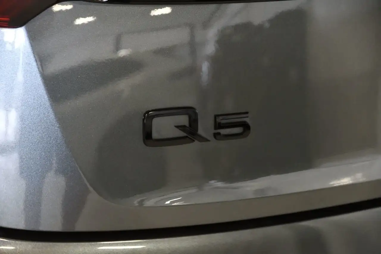 Audi Q5 photo Audi Q5