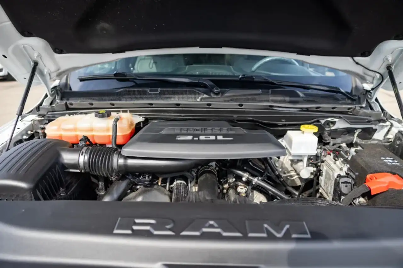 RAM 1500 снимка RAM 1500