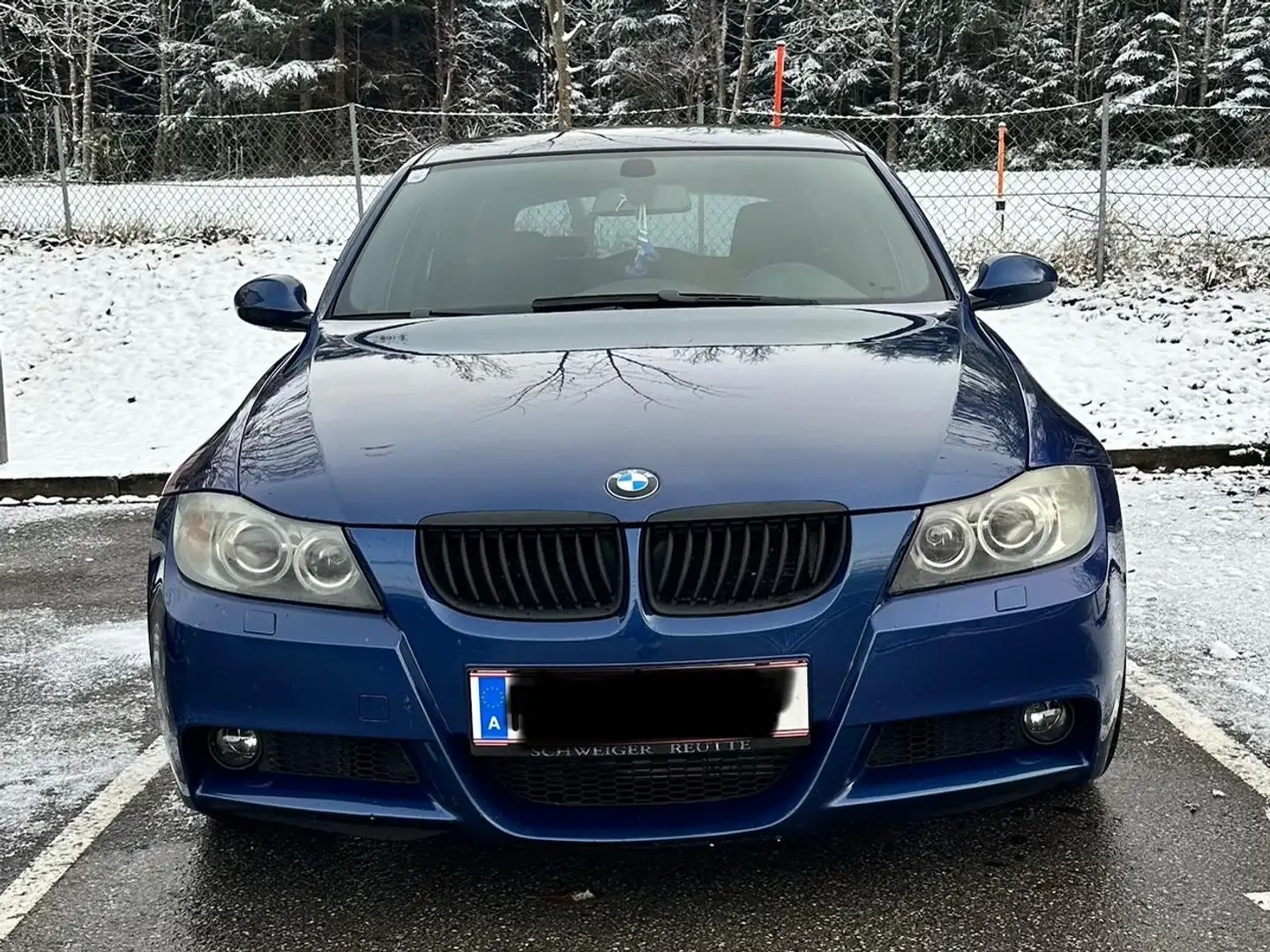 BMW 320 320d M-Paket Blau - 2