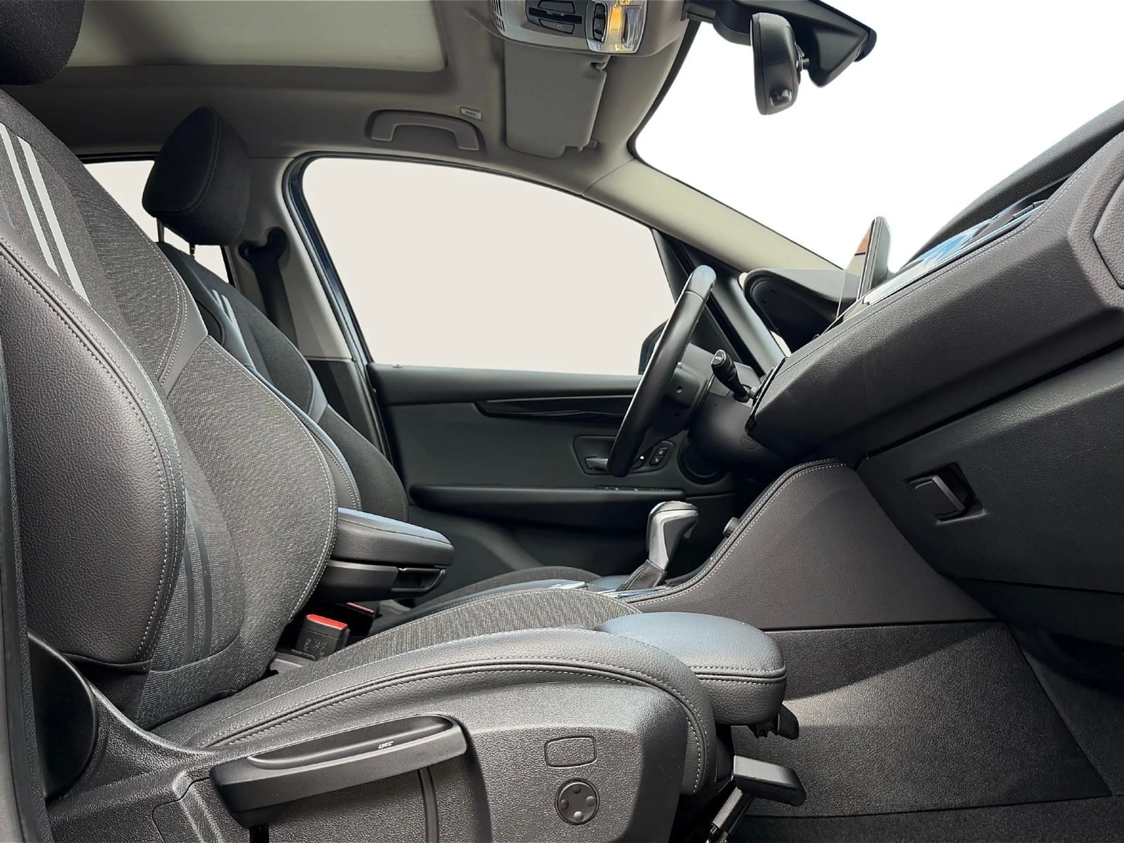 BMW 225 xe Active Tourer Sport Line *PANO*KAMERA*HUD* — photo 11