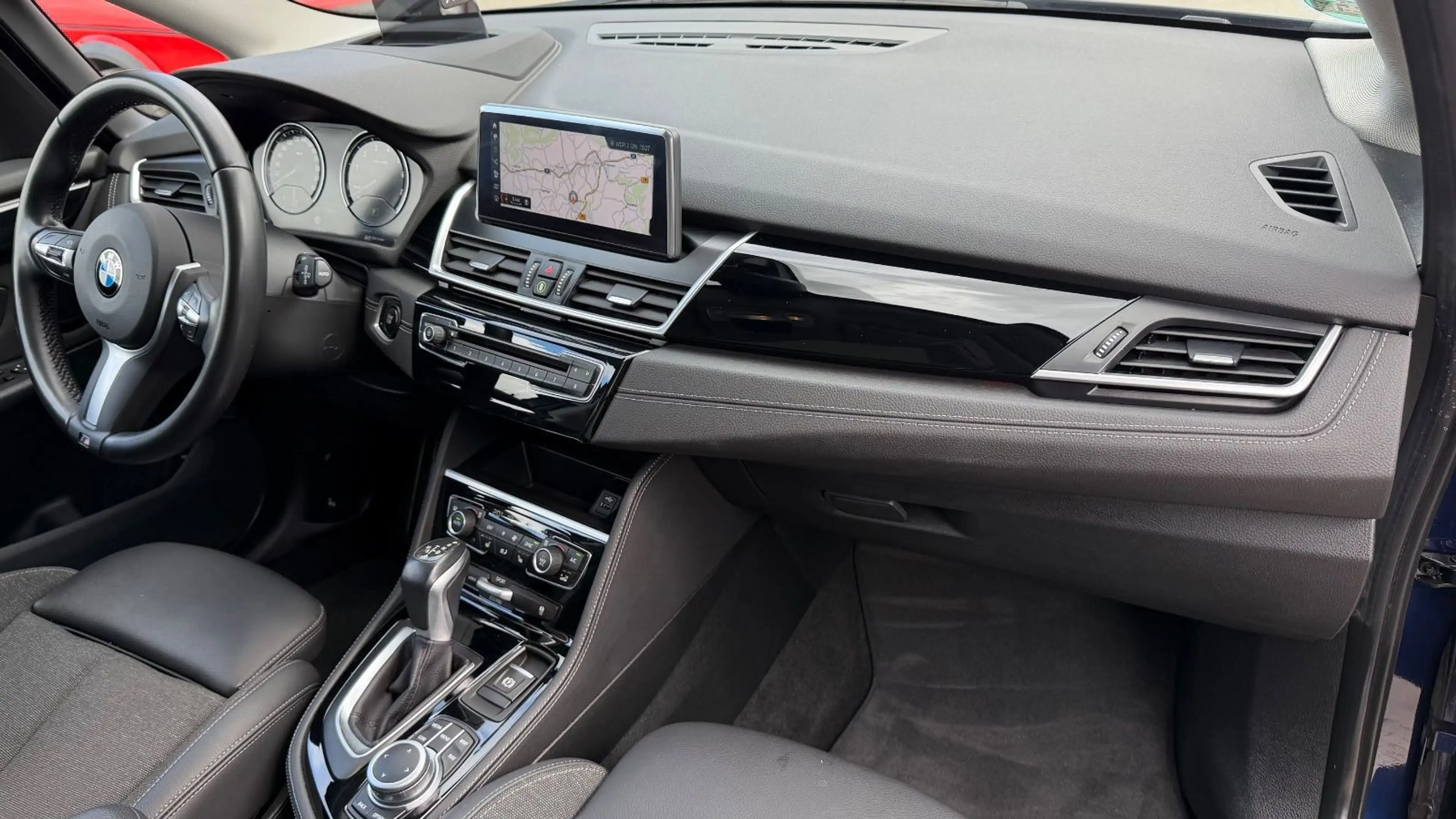 BMW 225 xe Active Tourer Sport Line *PANO*KAMERA*HUD* — photo 10