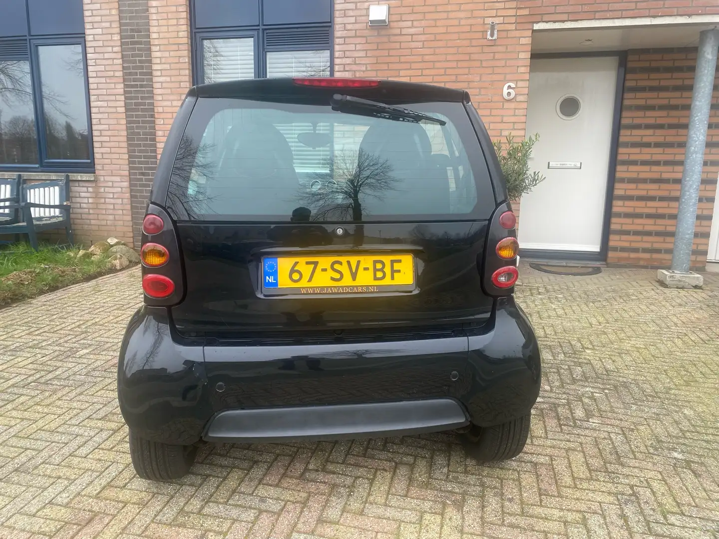 smart forTwo 0.7 pure Fekete - 2