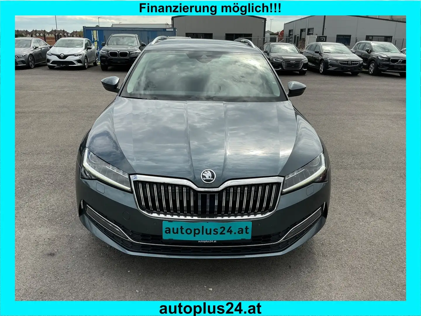 Skoda Superb Kombi 2,0 TDI Style DSG Grau - 2
