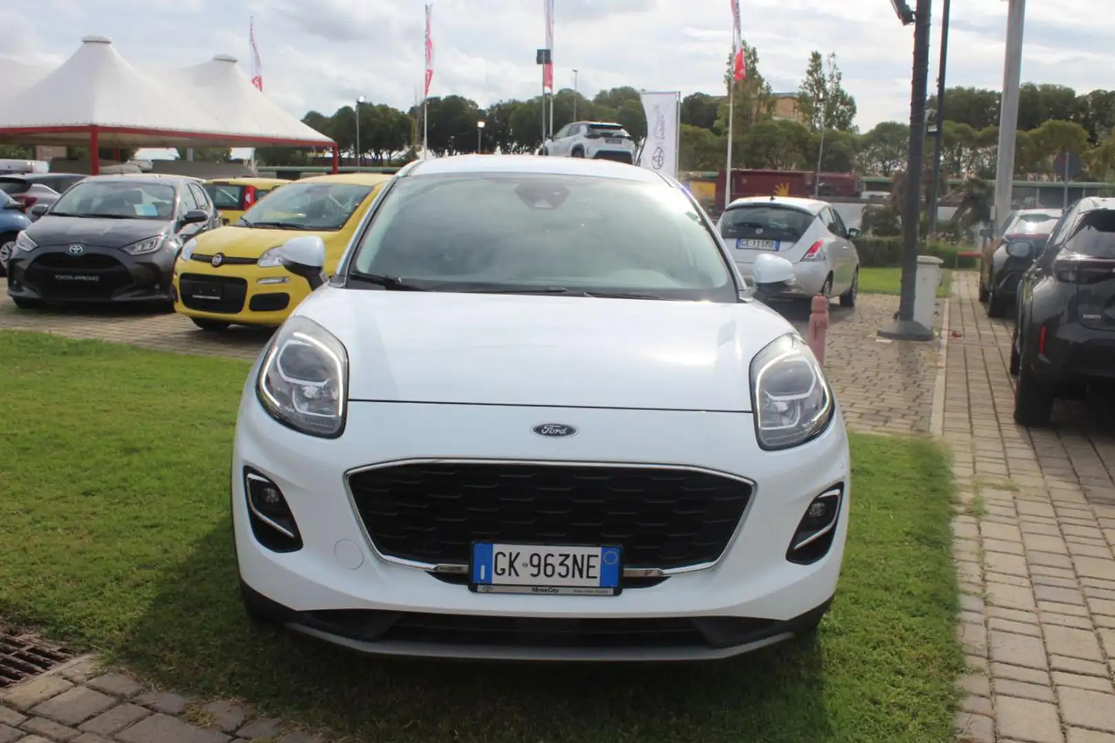 Ford Puma 1.0 EcoBoost Hybrid 125 CV S&S Titanium Bianco - 2