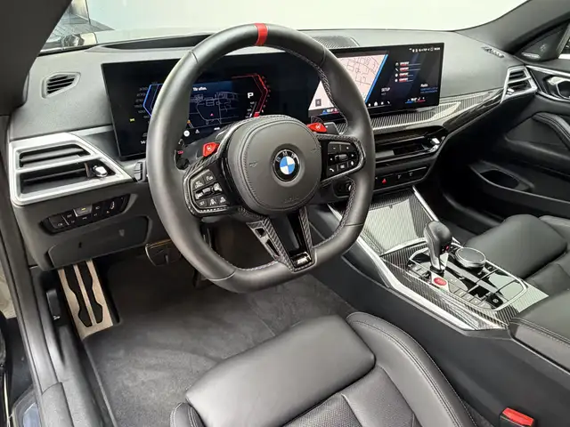 BMW M4 view 7