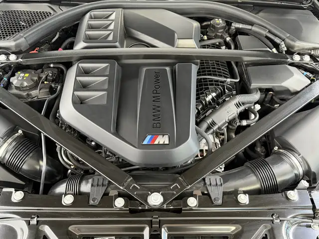 BMW M4 view 29