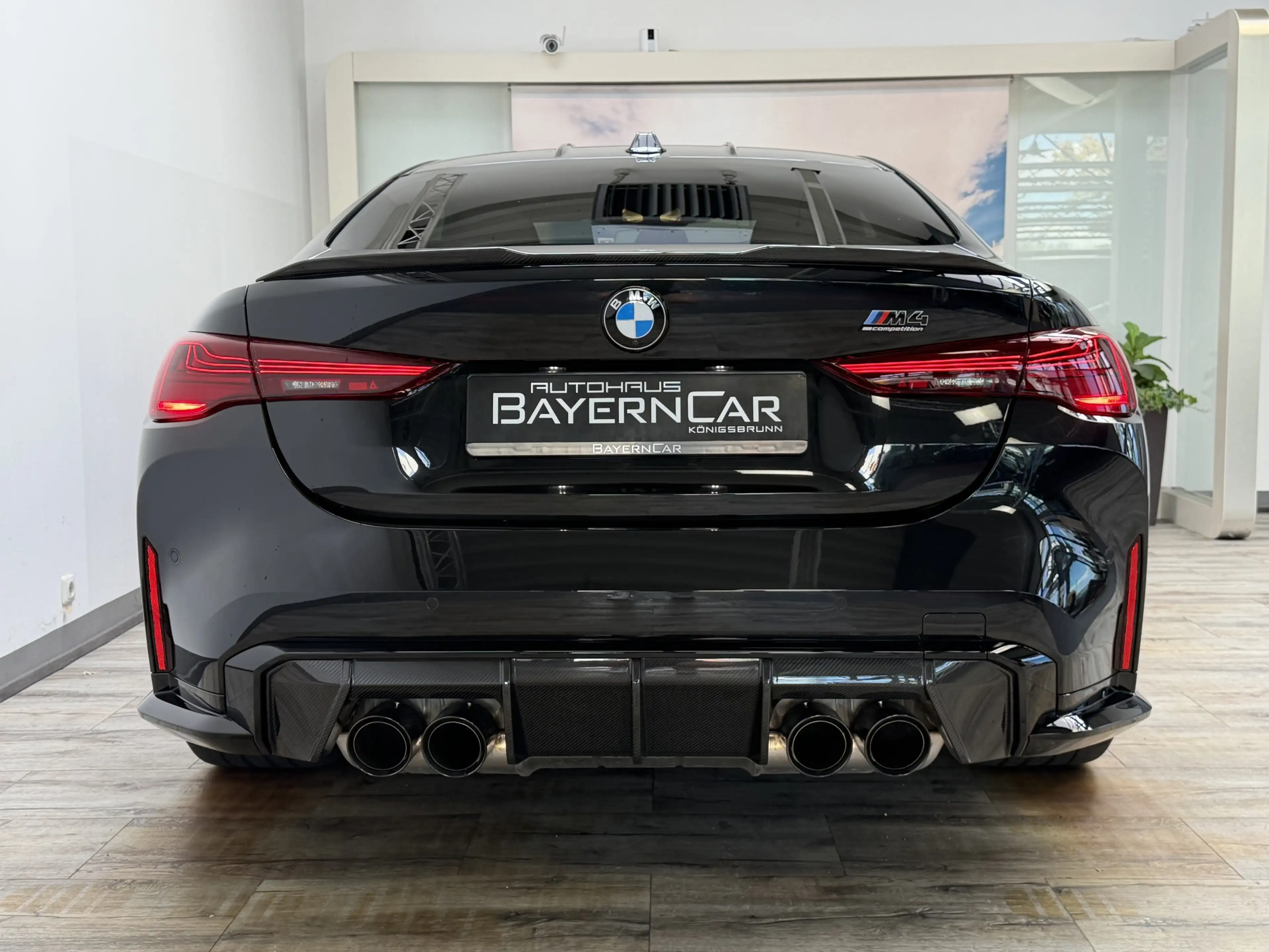 BMW M4 xDrive Comp. CarbonExt Sitzlüft. Ultimate ACC — photo 5