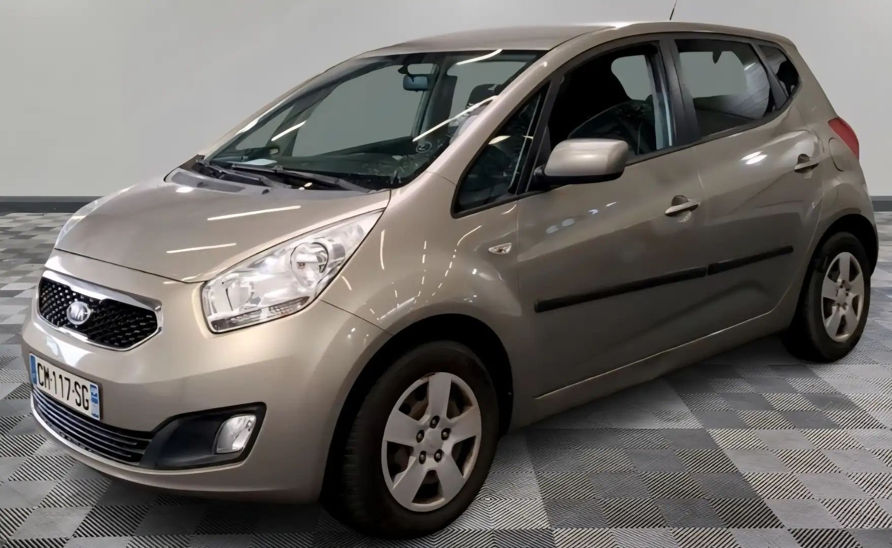 Kia Venga Venga 1.4 CRDi 90 ch Active - 1