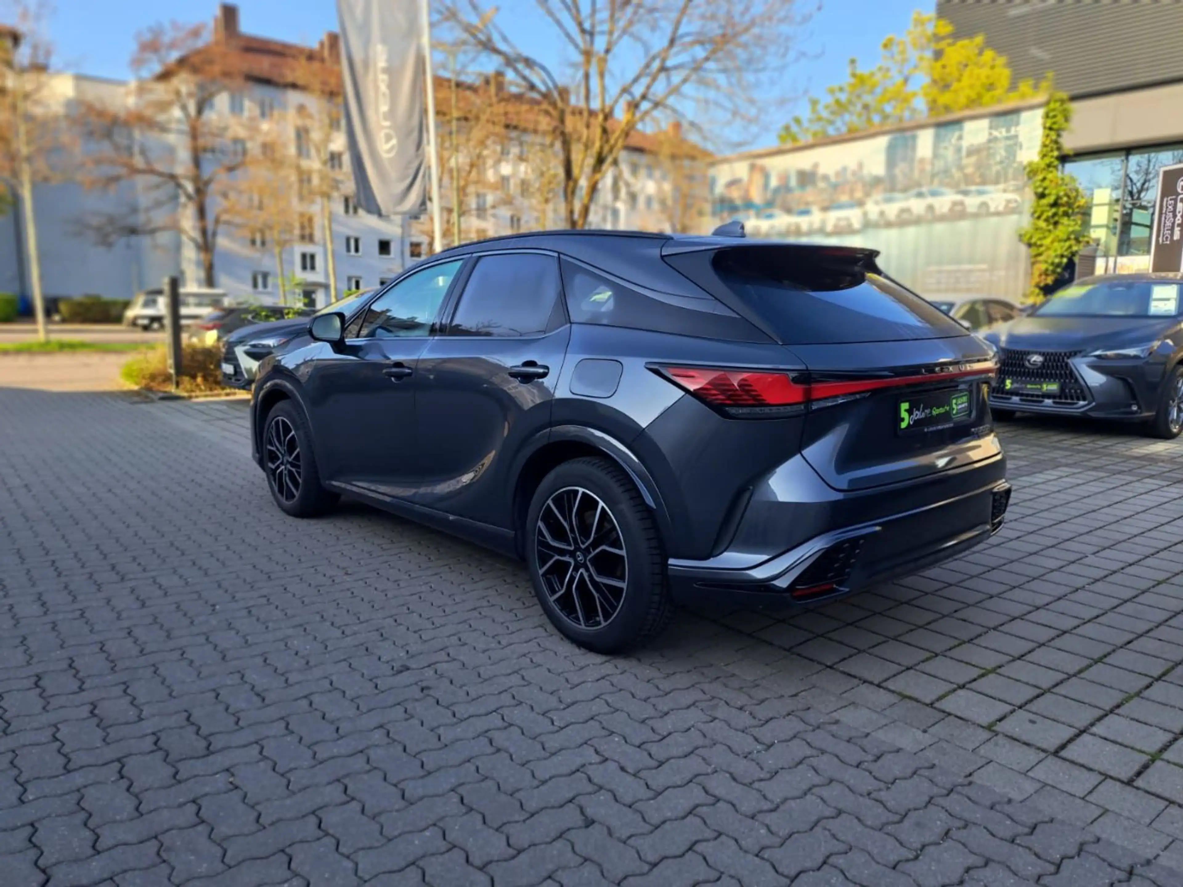 Lexus RX 500h F-Sport Performance zuverlässiger SUV — photo 4