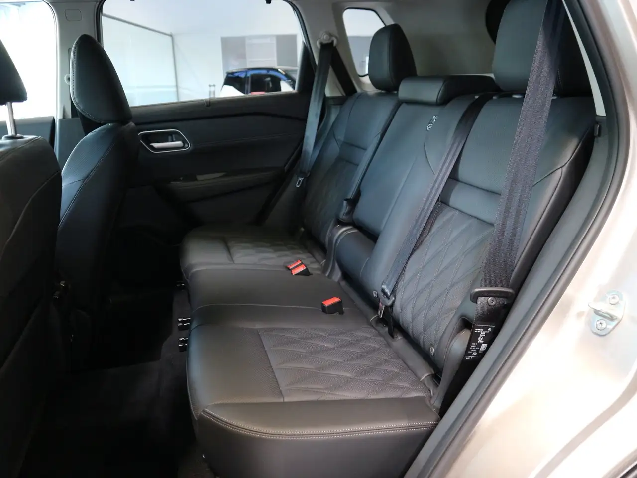 Nissan X-Trail TEKNA+ 1.5 VC-T e-POWER e-4ORCE ACC+LED 24