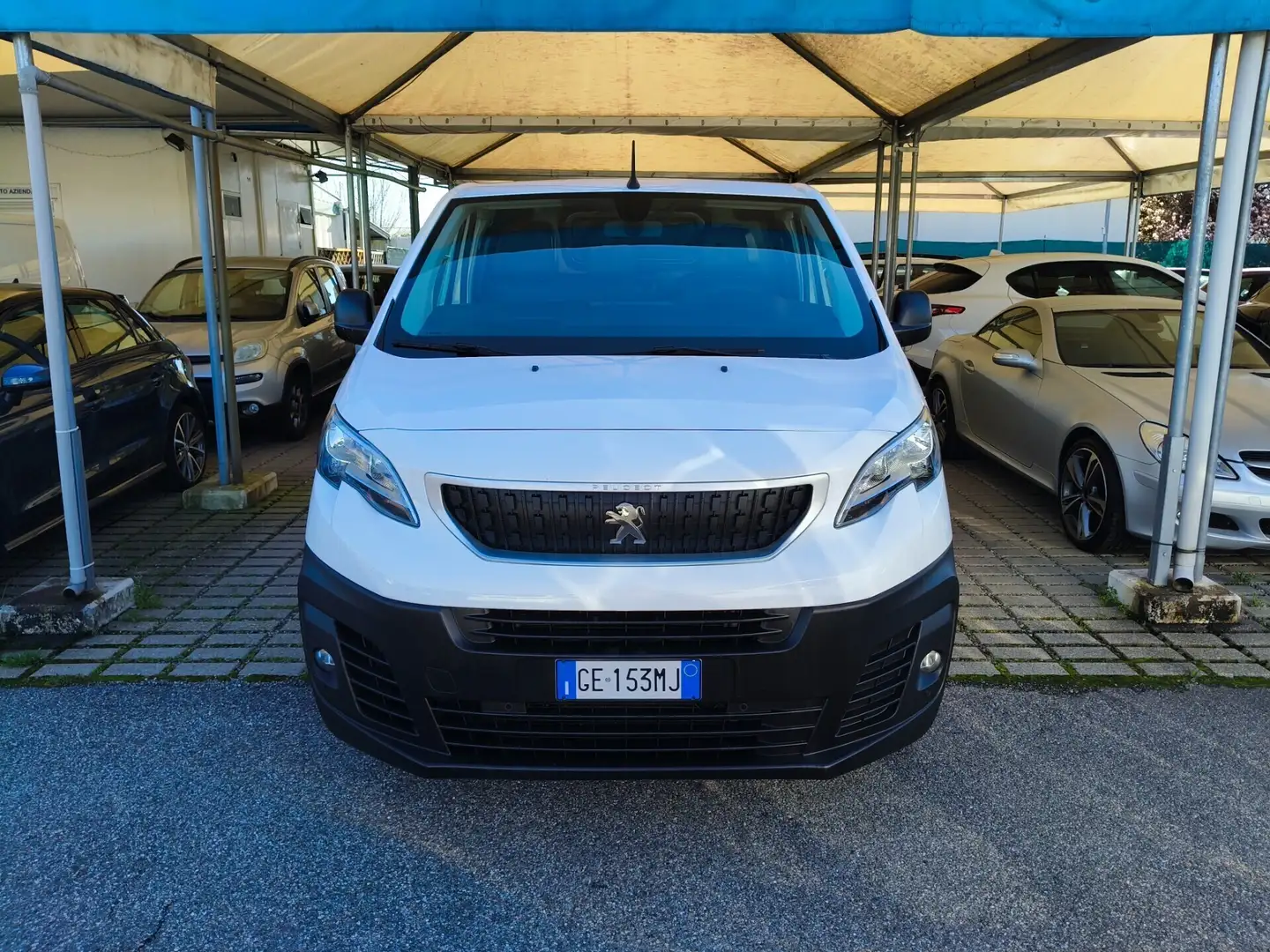 Peugeot Expert 2.0 BlueHDi 120 S&S PL-TN Furgone Premium Standard Wit - 2