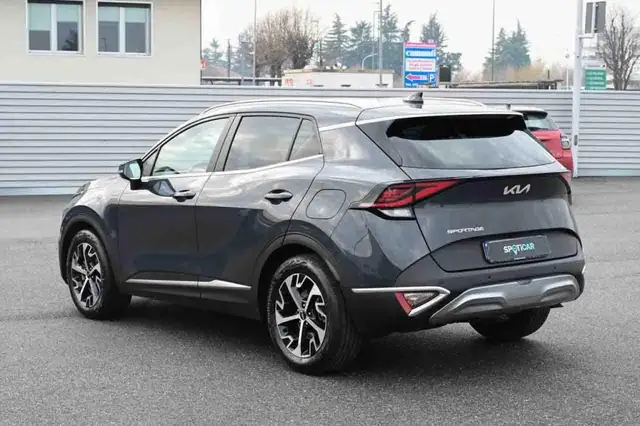 Kia Sportage view 4