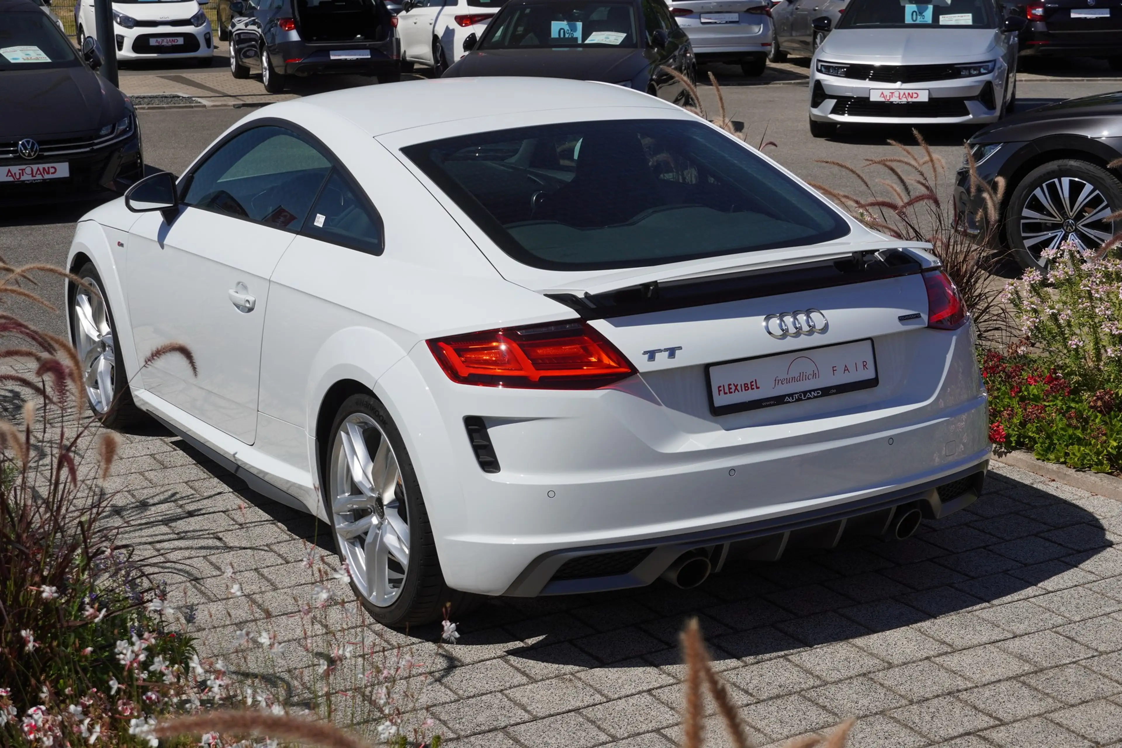 Audi TT Coupe 45 quattro S-Line LED Teilleder PDC — photo 6