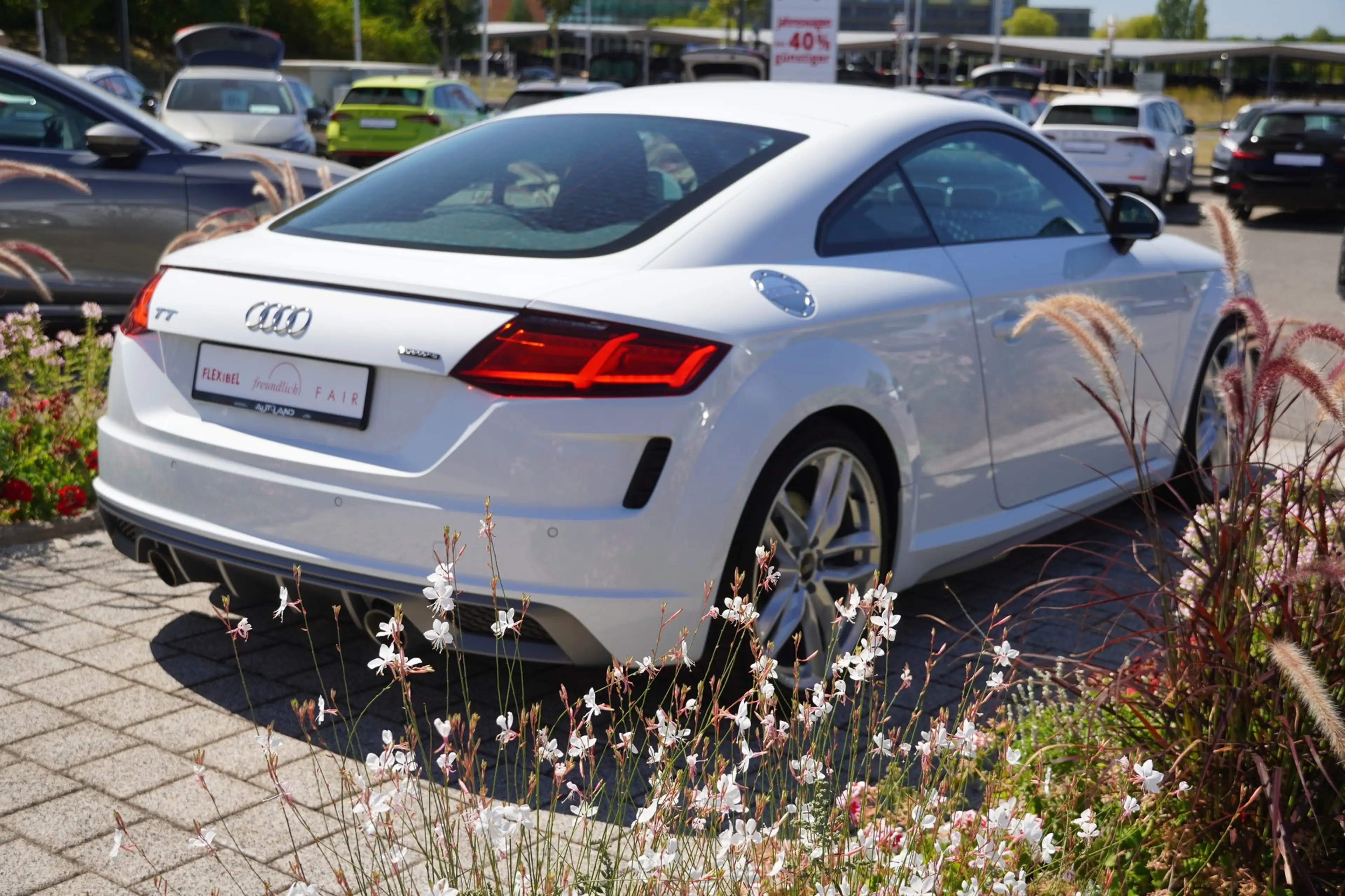 Audi TT Coupe 45 quattro S-Line LED Teilleder PDC — photo 10