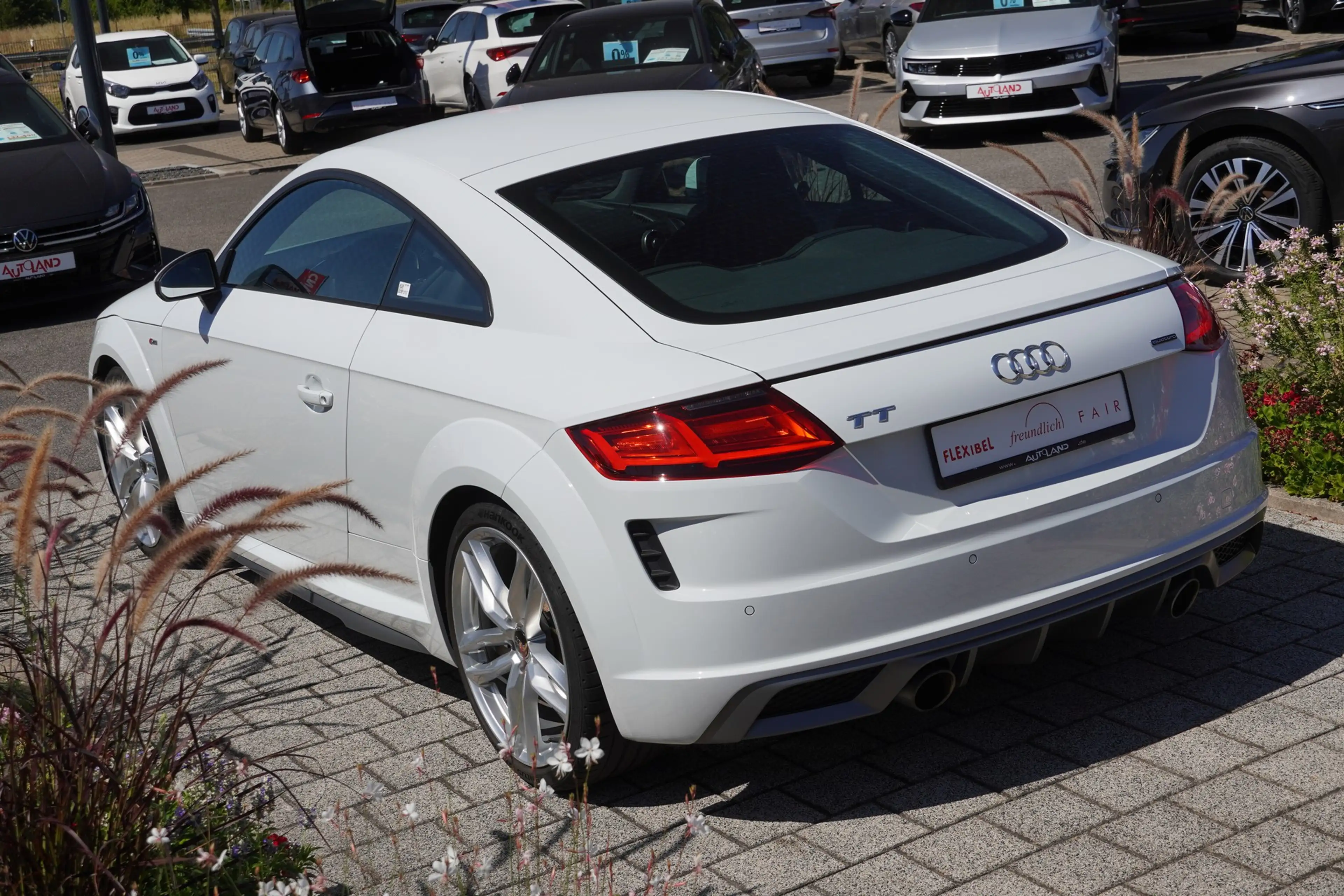 Audi TT Coupe 45 quattro S-Line LED Teilleder PDC — photo 8