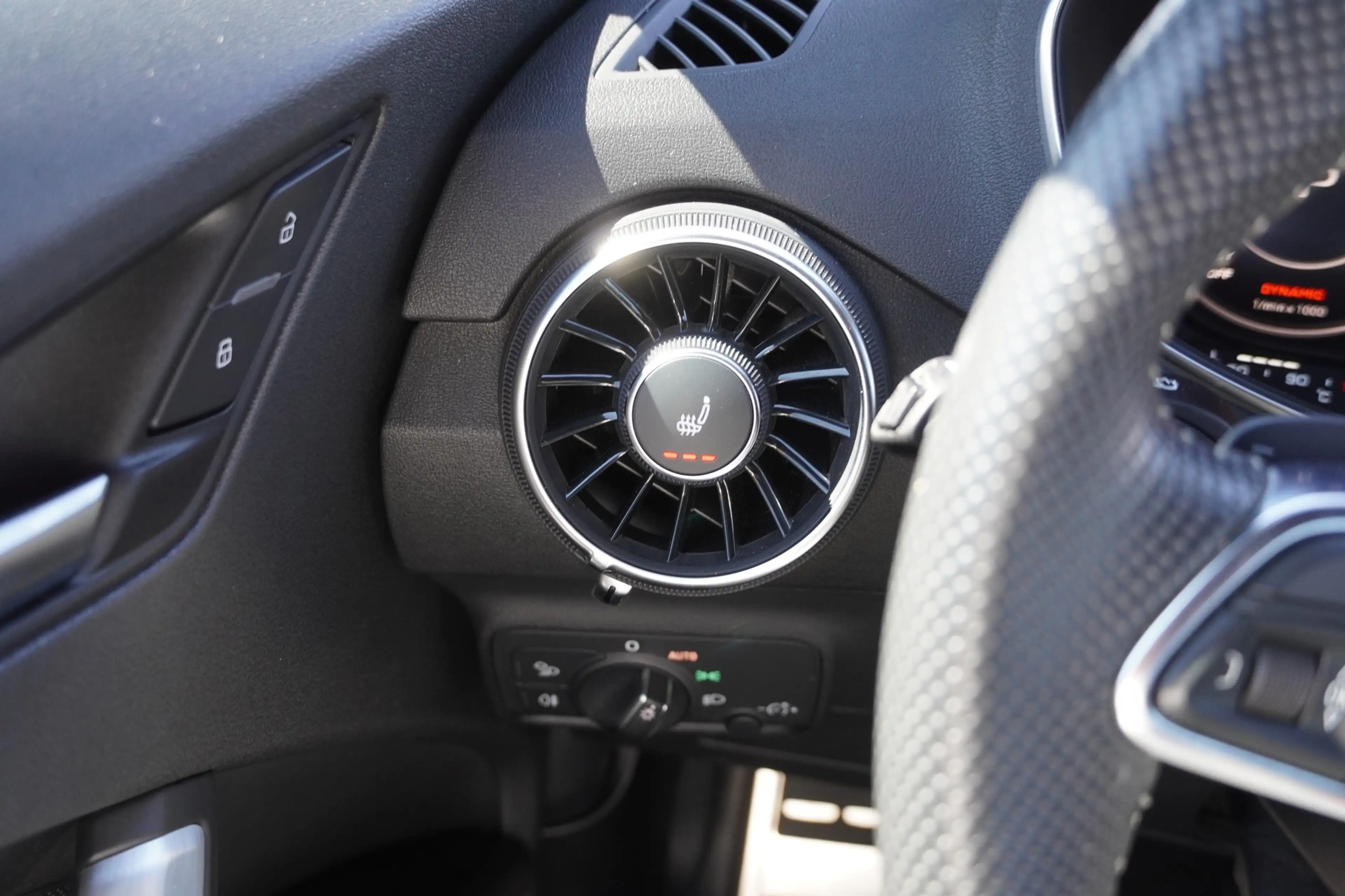 Audi TT Coupe 45 quattro S-Line LED Teilleder PDC — photo 14