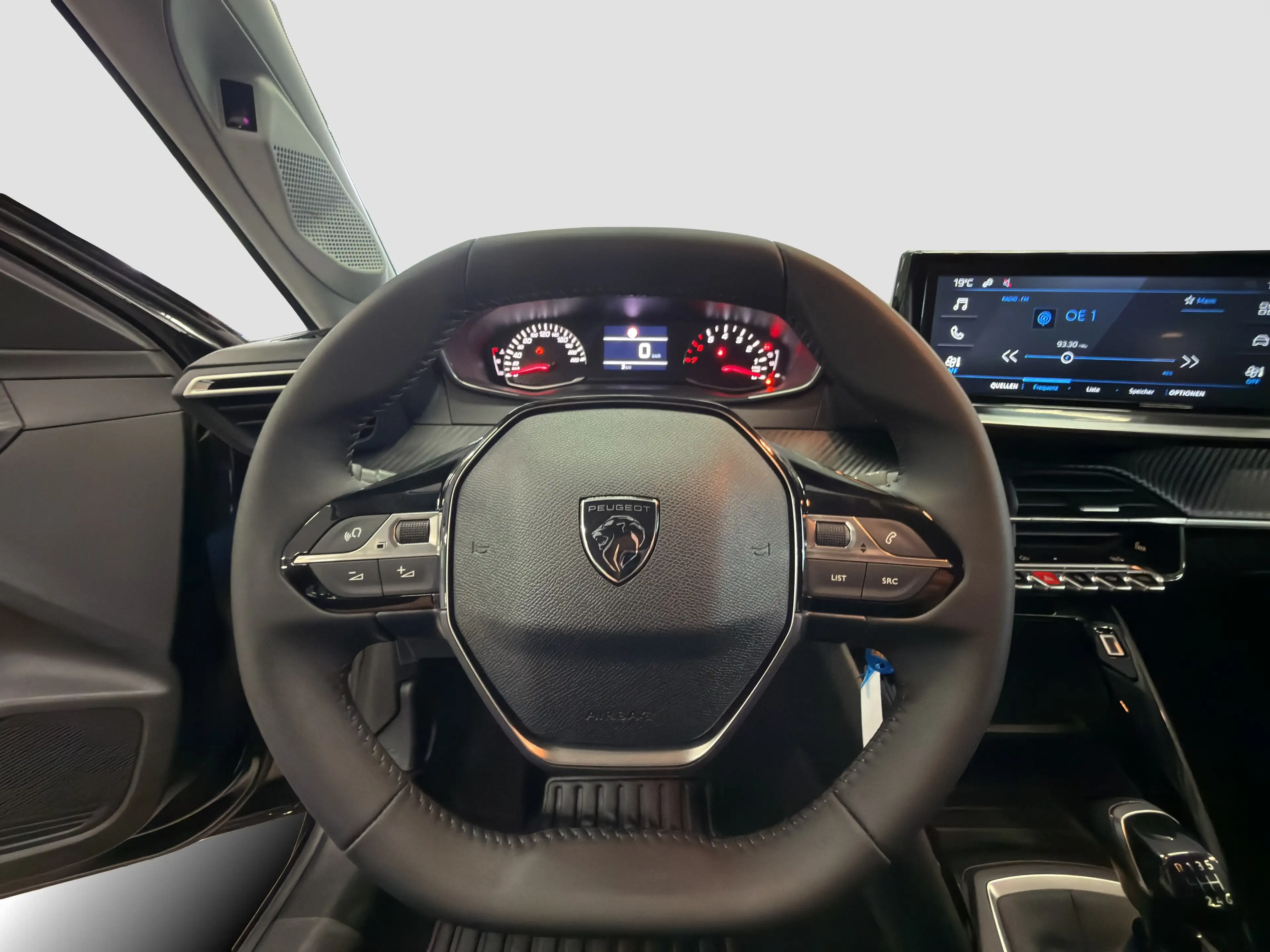 Peugeot 208 208 Style PureTech 100 1,2 — photo 7