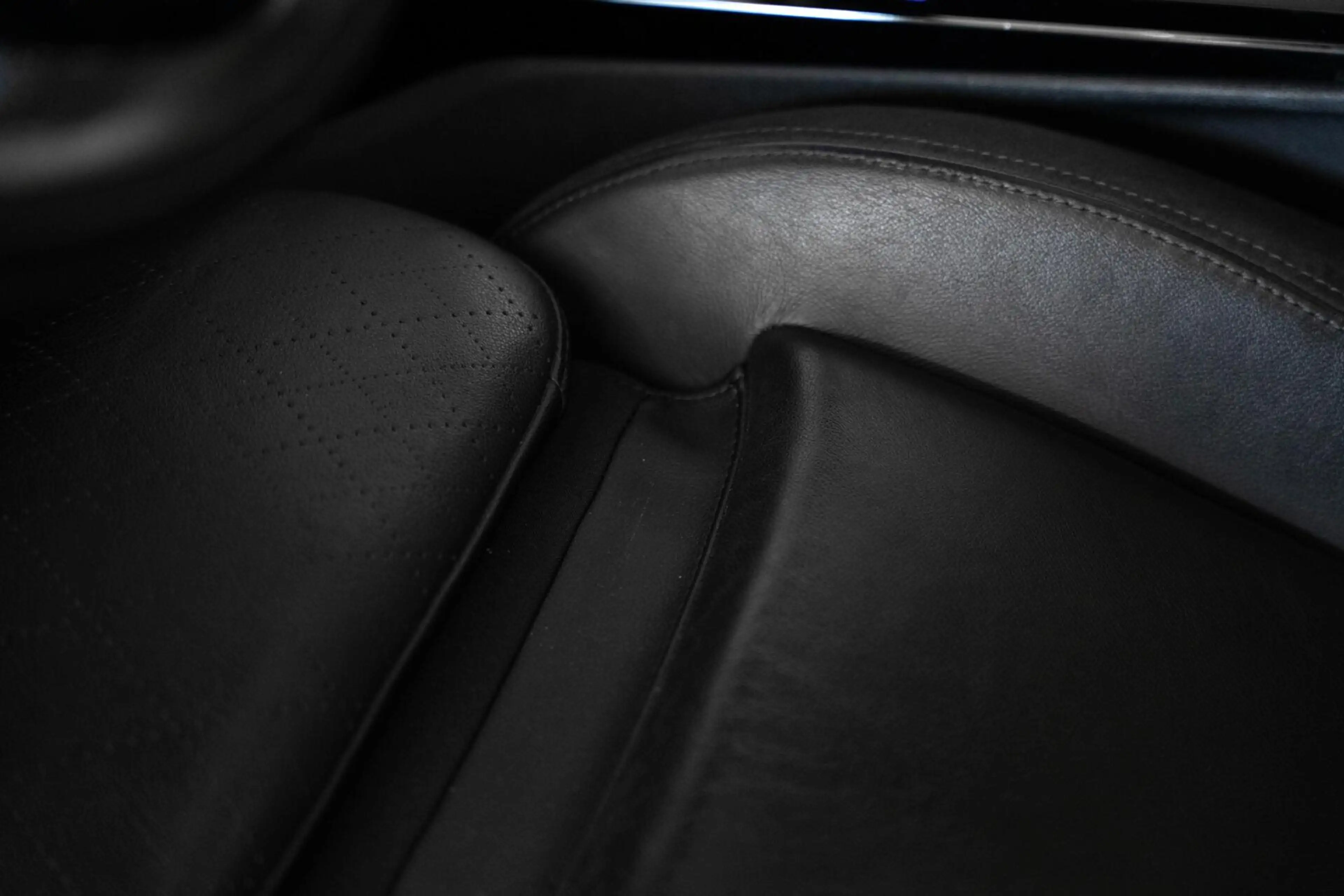 MINI Cooper Clubman 1.5 Chili Serious Business / Pano / Harman Kardon — photo 13