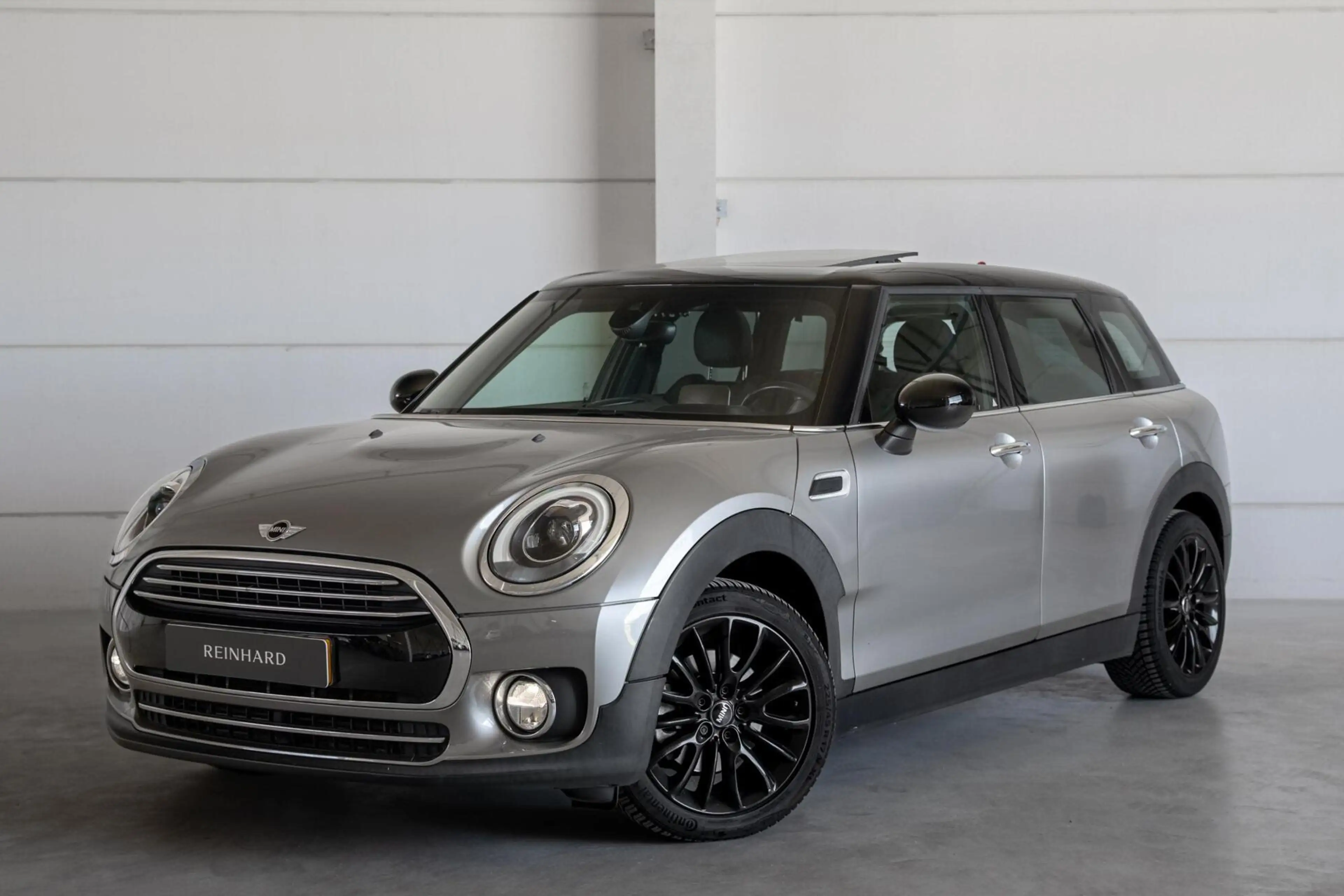 MINI Cooper Clubman 1.5 Chili Serious Business / Pano / Harman Kardon — photo 48