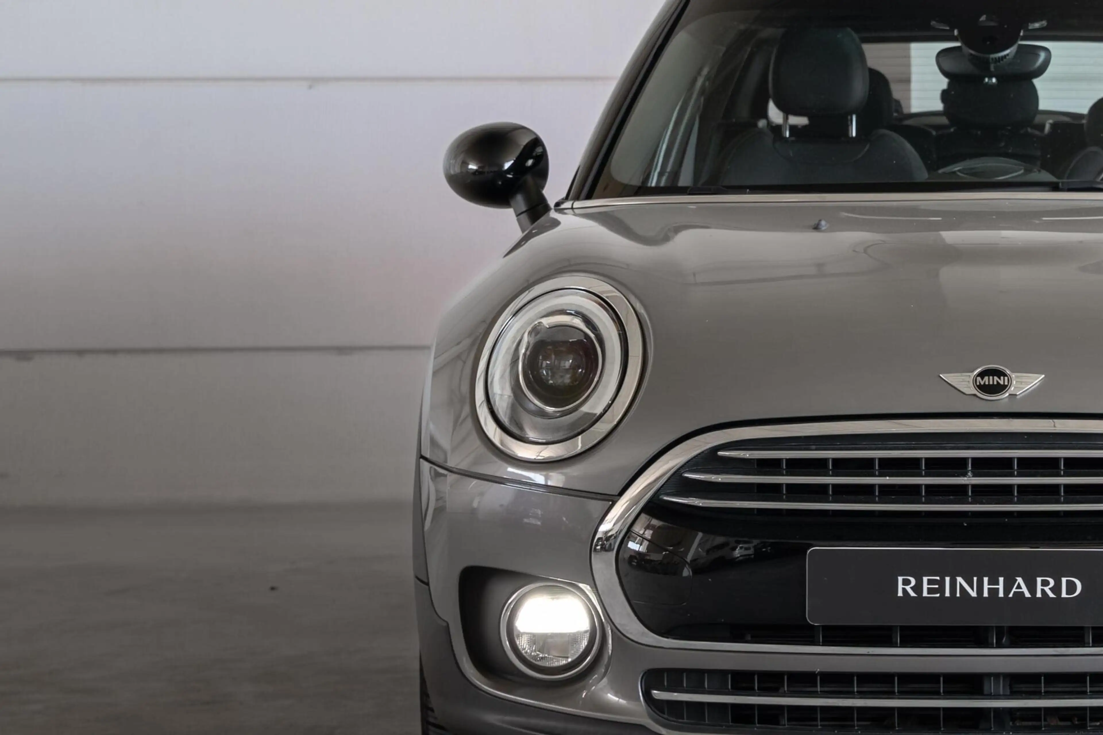 MINI Cooper Clubman 1.5 Chili Serious Business / Pano / Harman Kardon — photo 4