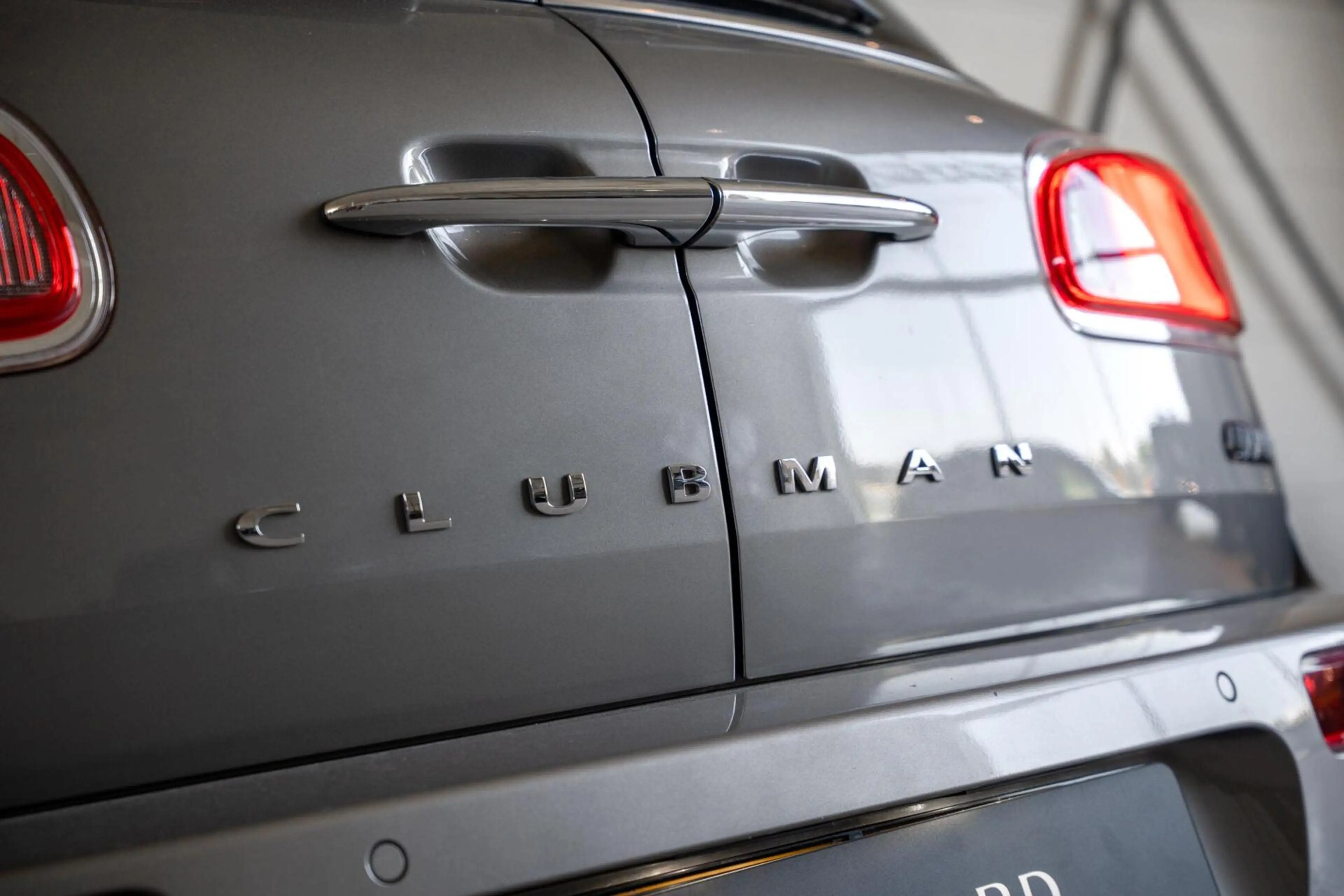 MINI Cooper Clubman 1.5 Chili Serious Business / Pano / Harman Kardon — photo 27