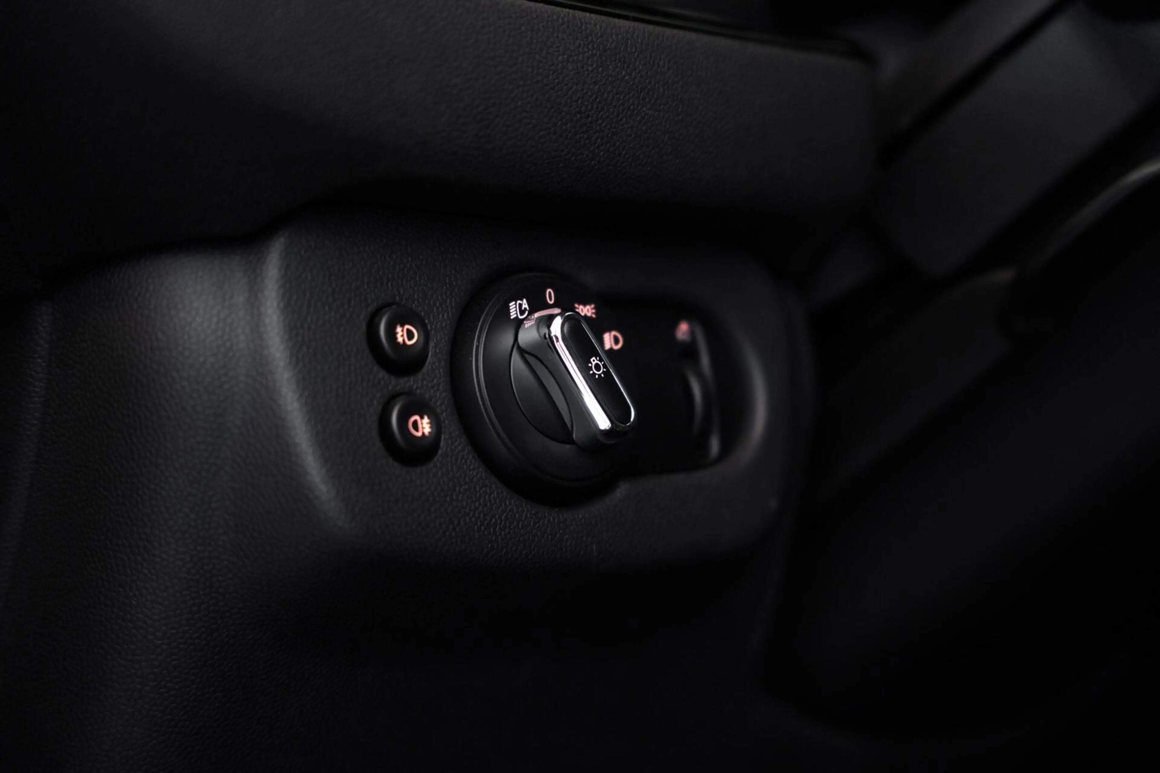 MINI Cooper Clubman 1.5 Chili Serious Business / Pano / Harman Kardon — photo 34