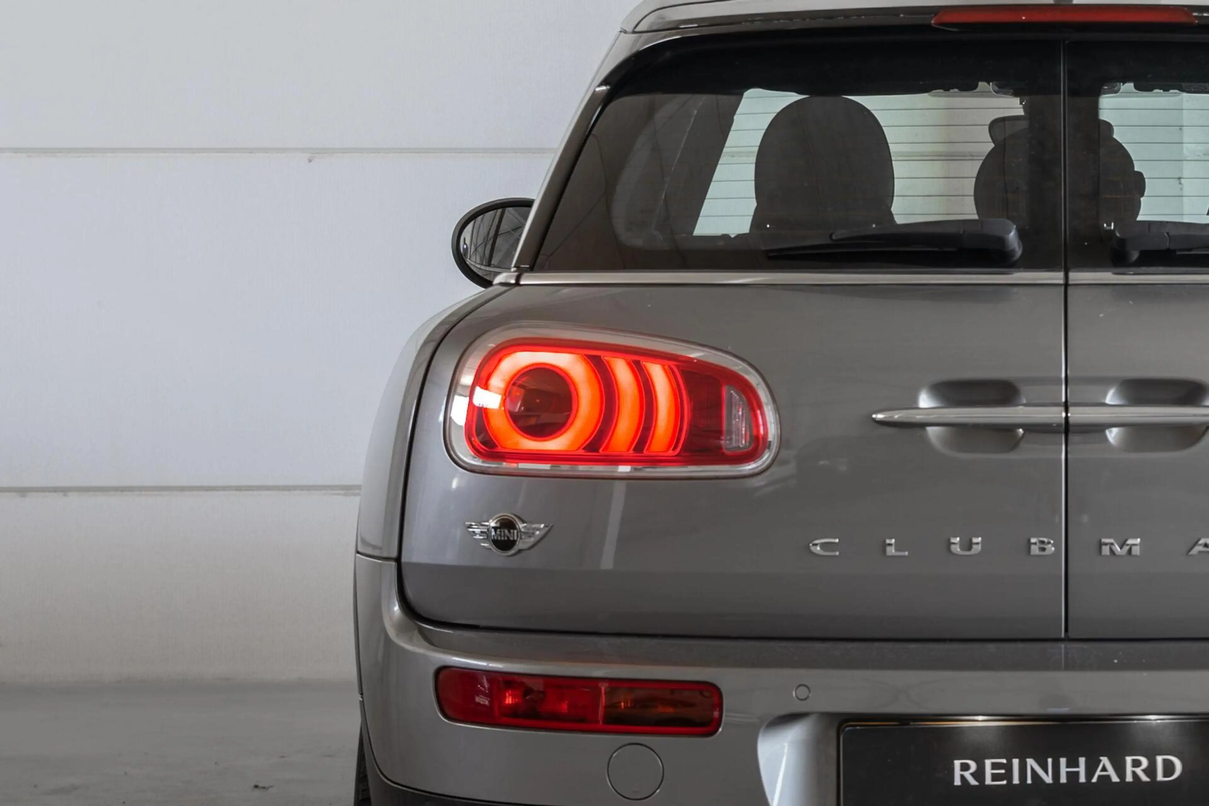 MINI Cooper Clubman 1.5 Chili Serious Business / Pano / Harman Kardon — photo 9