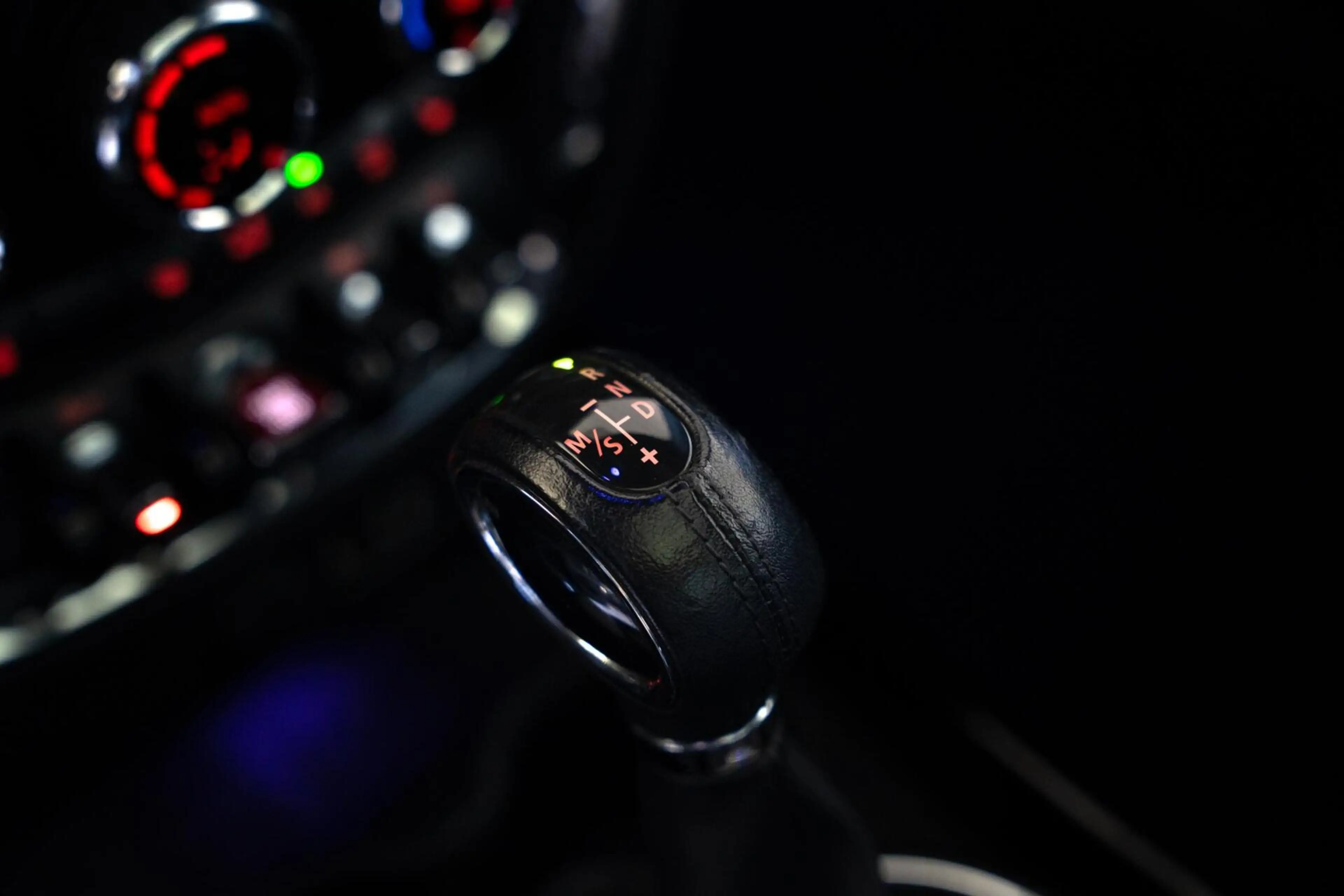 MINI Cooper Clubman 1.5 Chili Serious Business / Pano / Harman Kardon — photo 43