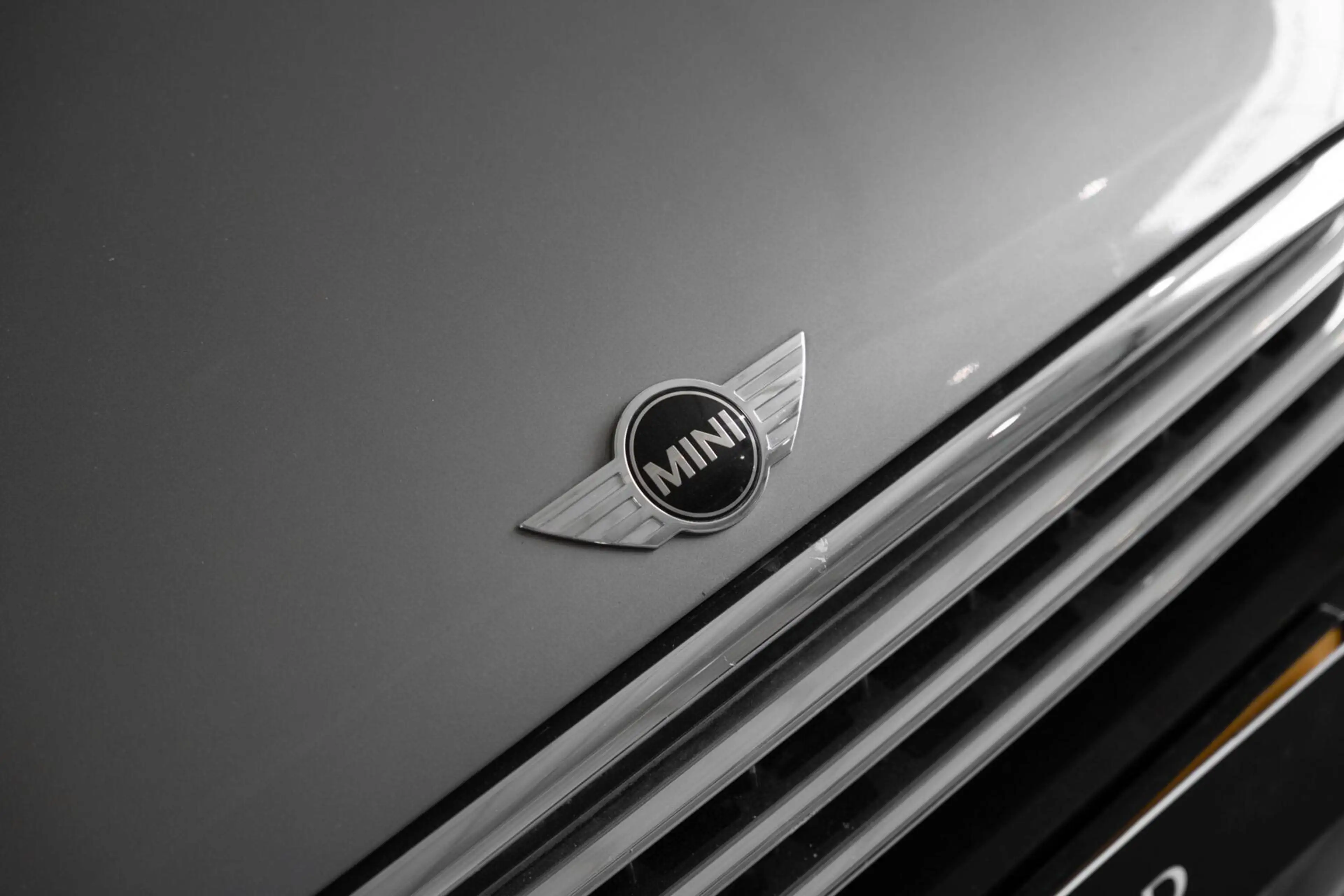 MINI Cooper Clubman 1.5 Chili Serious Business / Pano / Harman Kardon — photo 25