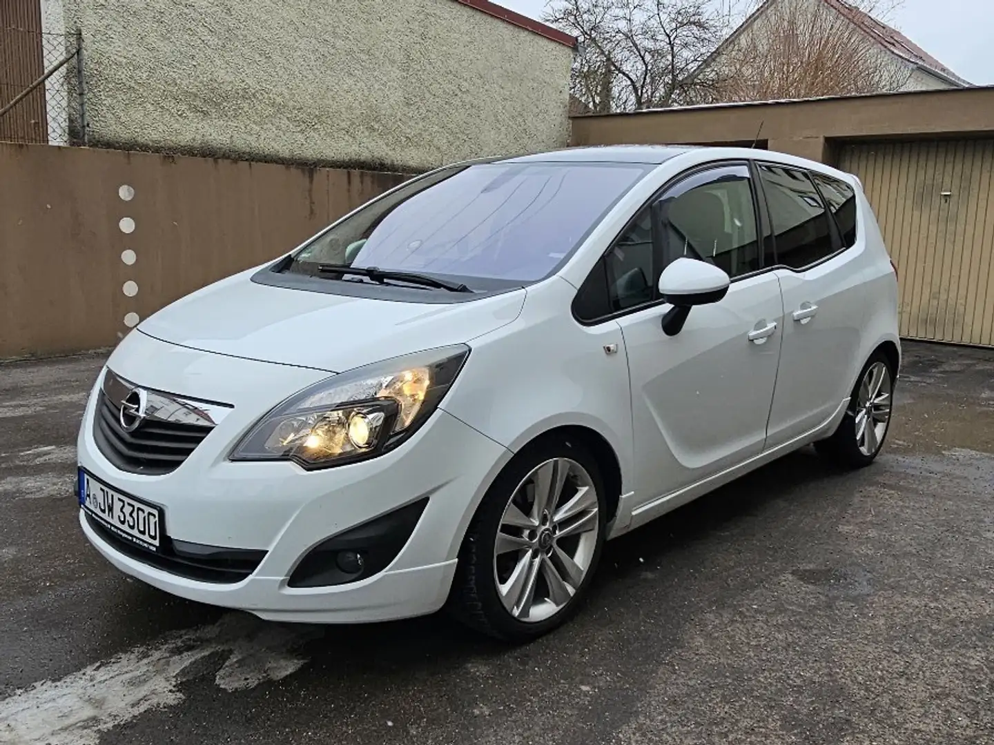 Opel Meriva 1.7 CDTI Weiß - 1