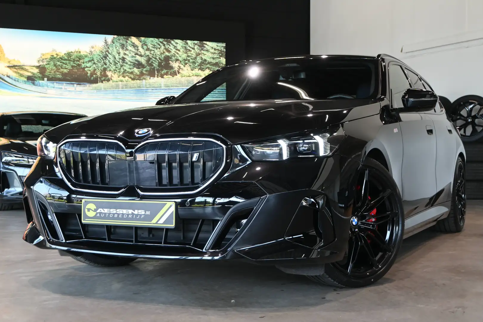 BMW I5