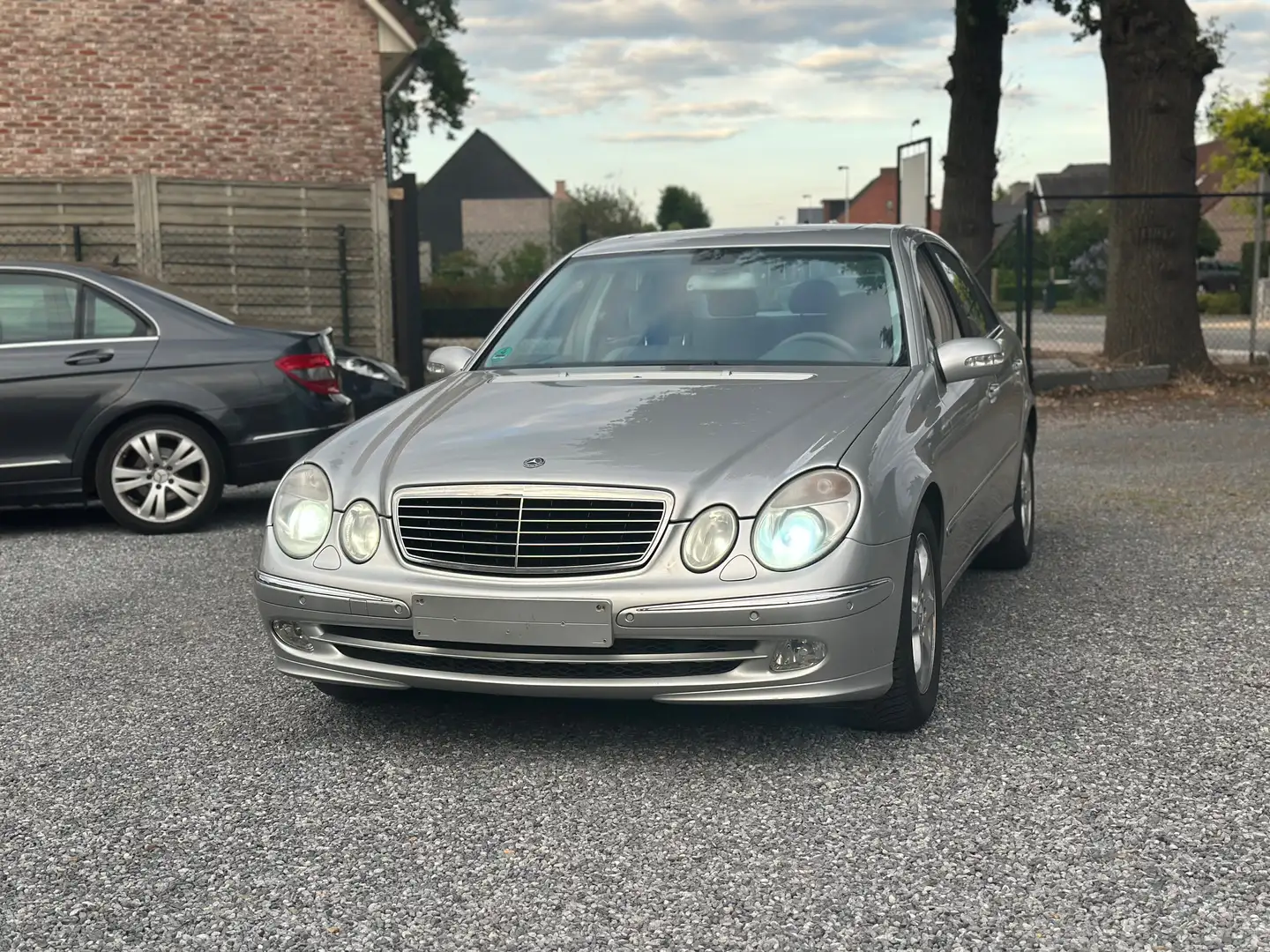 Mercedes-Benz E 200 Kompressor/ Automatik Avantgarde/Export!! Srebrny - 1