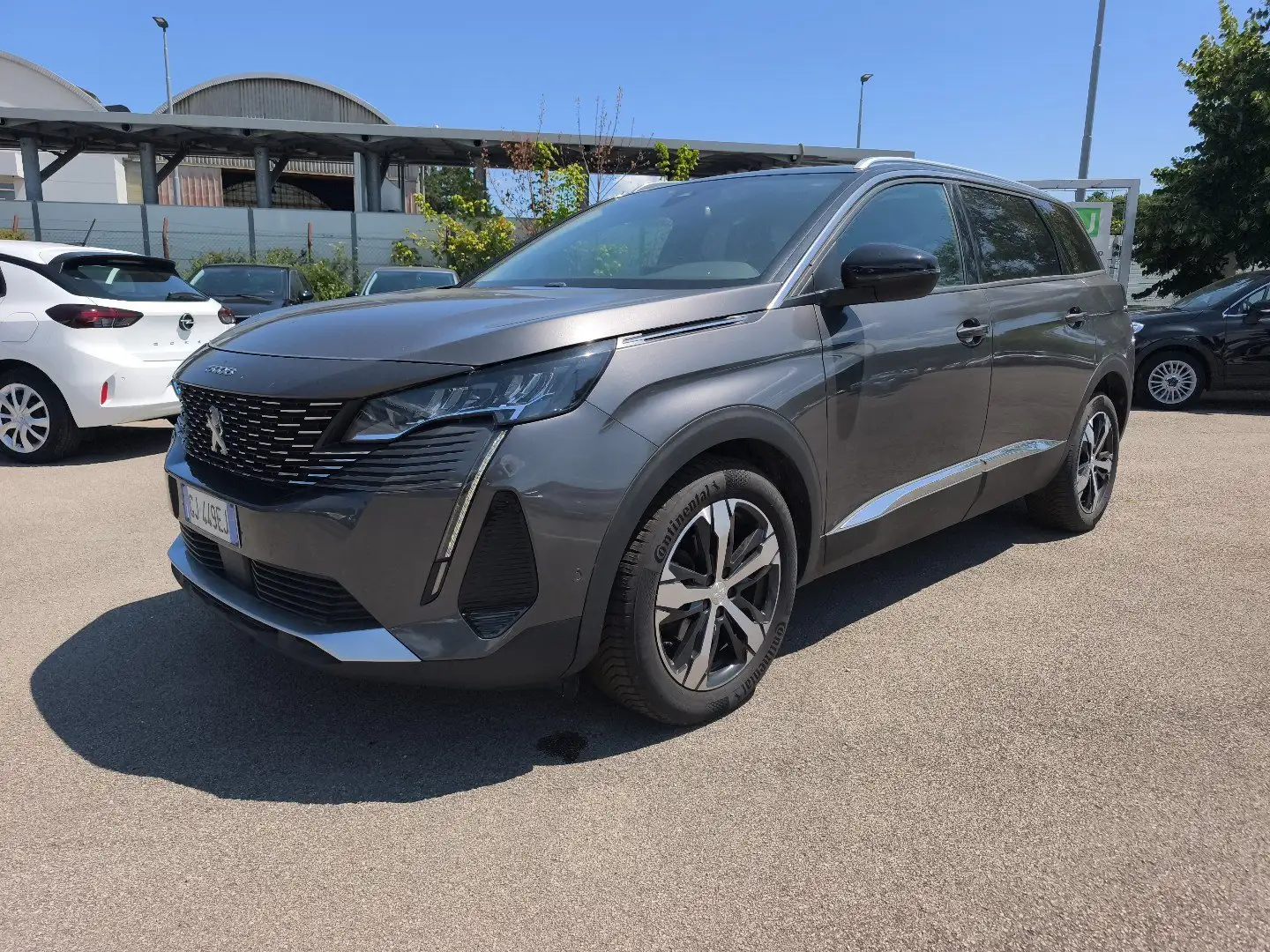 Peugeot 5008 II 2021 1.5 bluehdi Allure Pack s&s 130cv eat8 Gris - 2