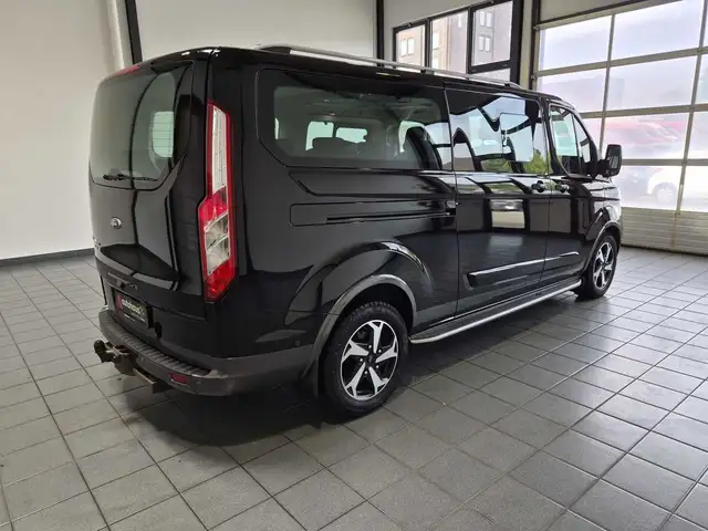 Ford Transit Custom view 5