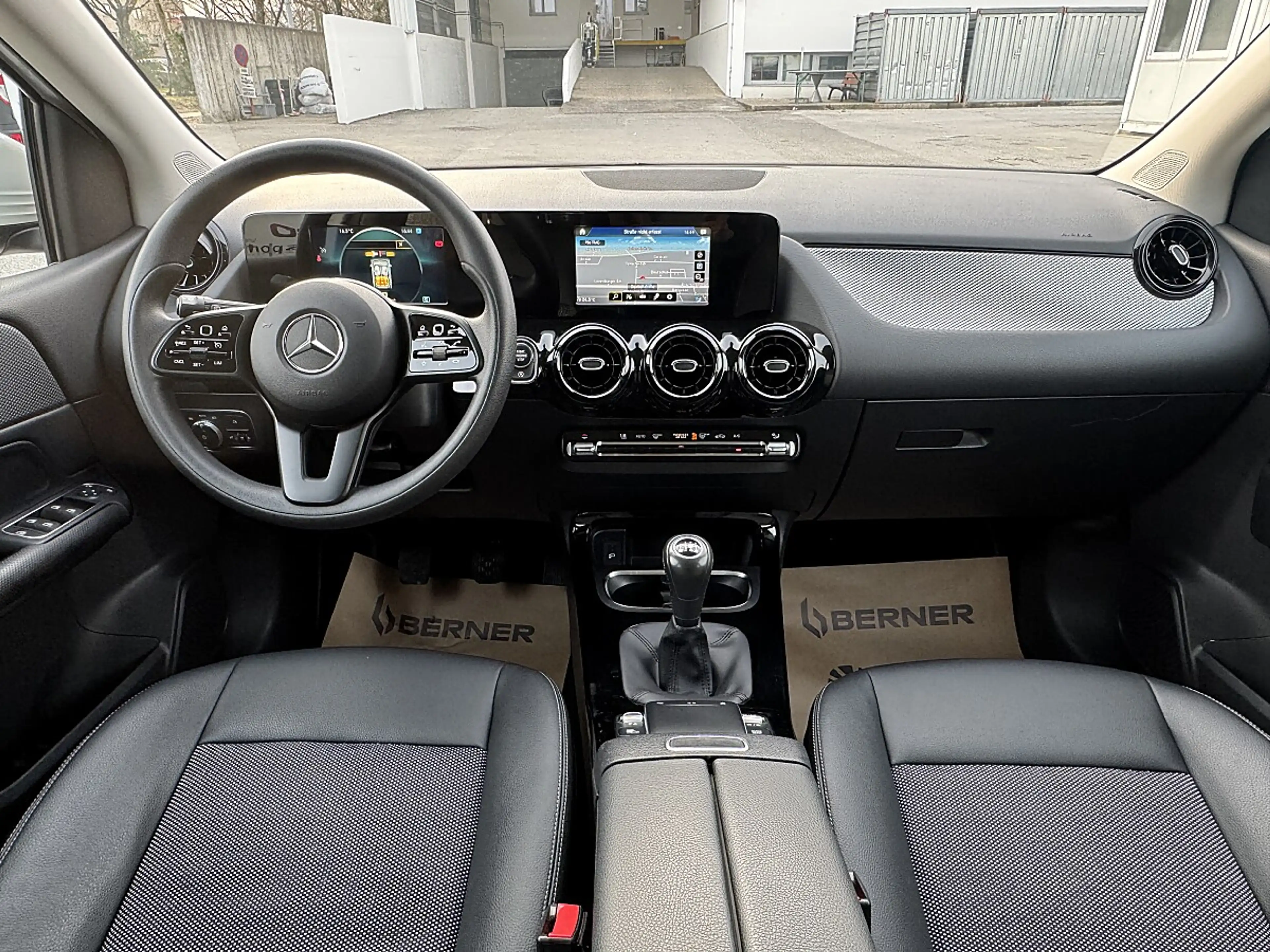 Mercedes-Benz B 160 d / 1BESITZ / NAVI / RFK / SHZ / — photo 14