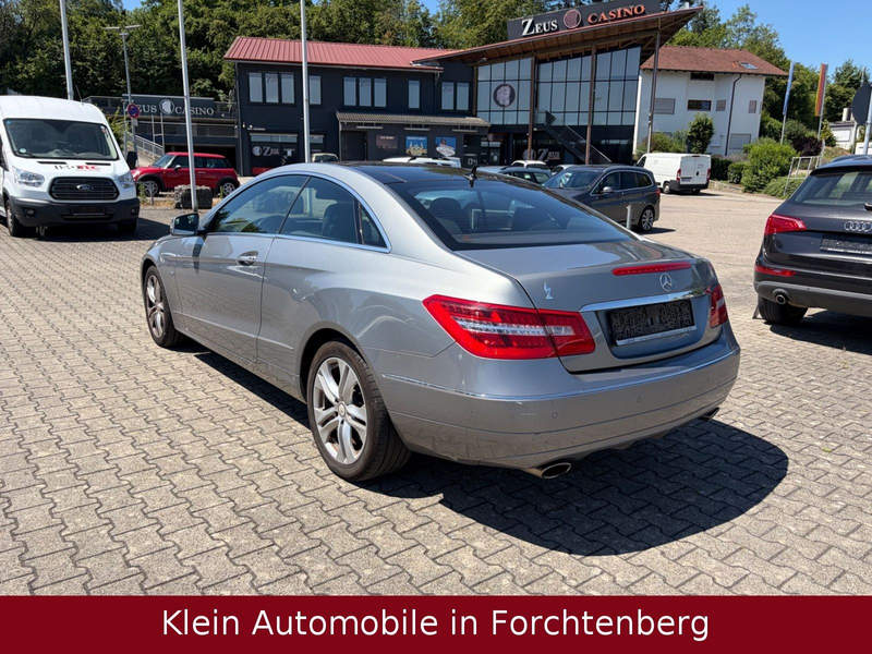 Mercedes-Benz E 350 Coupe Navi-Comand Xenon Panorama Leder PDC — photo 3