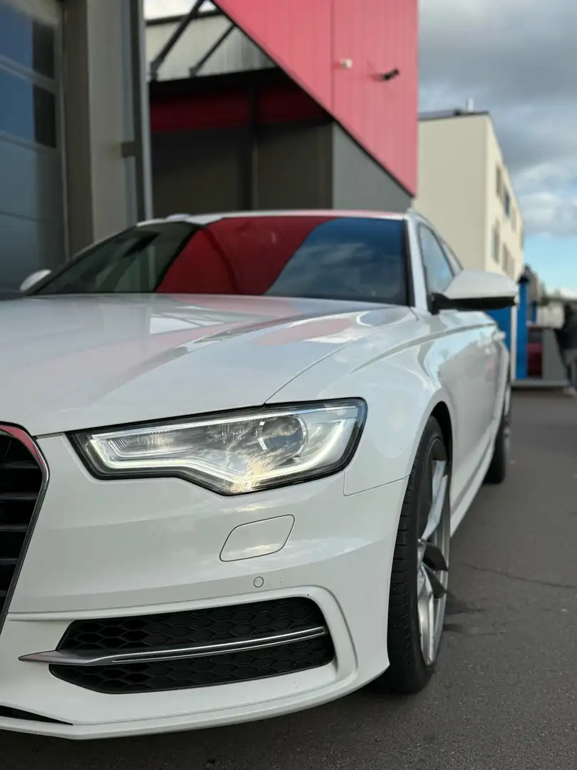 Audi A6 Avant 3.0 TDI DPF quattro S tronic Blanc - 1