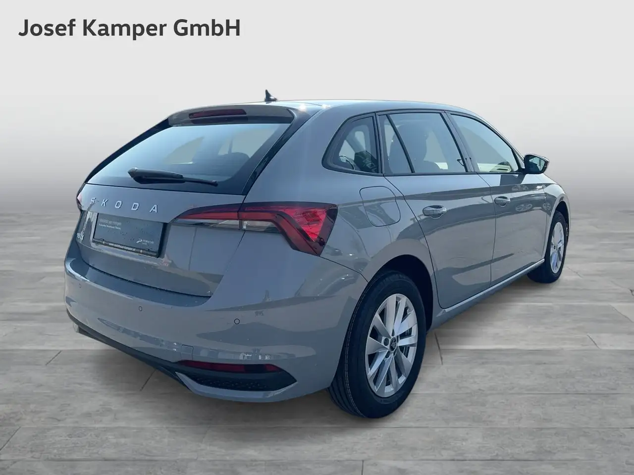 Skoda Scala Essence TSI 5
