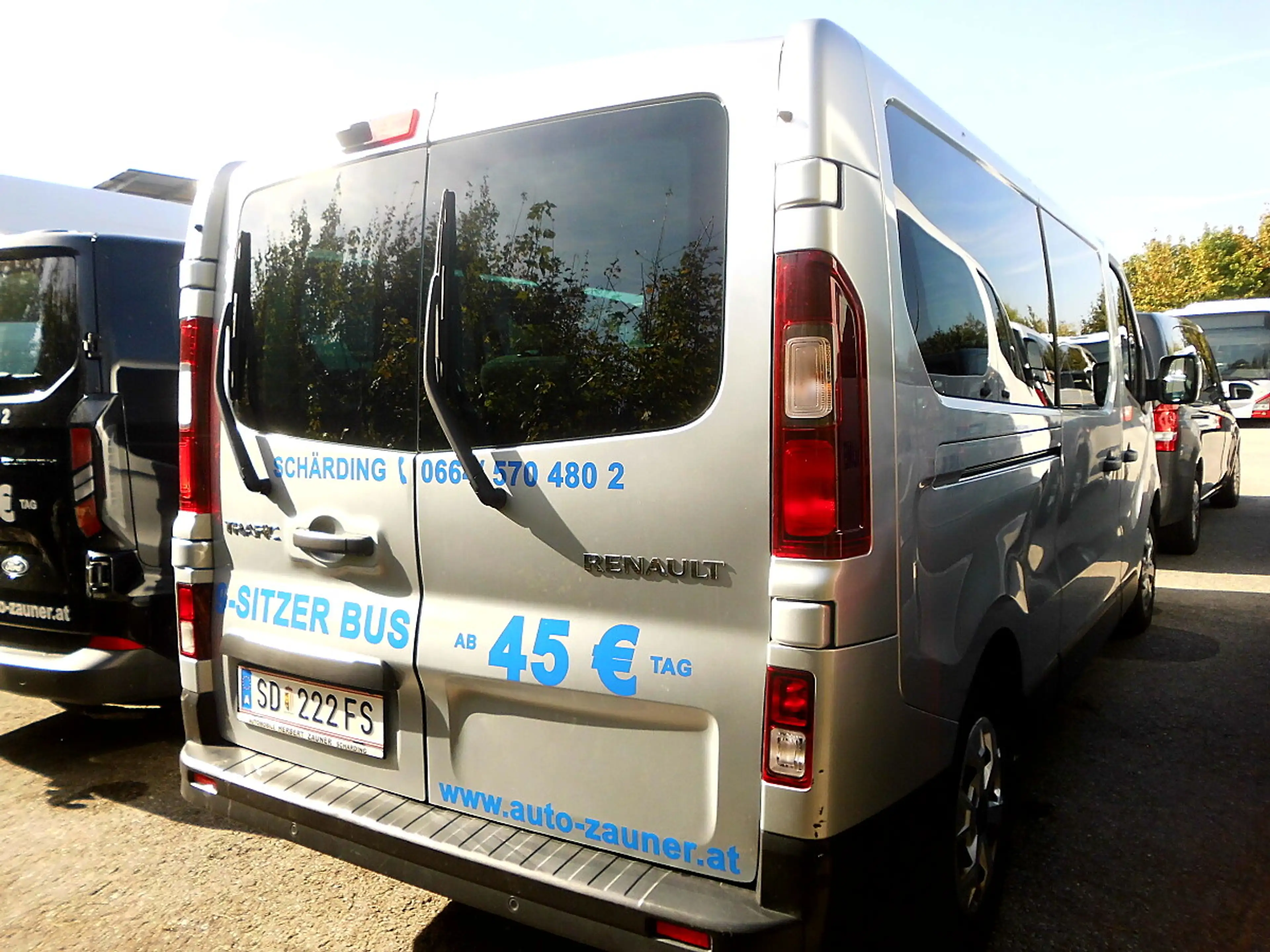 Renault Trafic Grand Passenger Equilibre Blue dCi 150 — photo 3