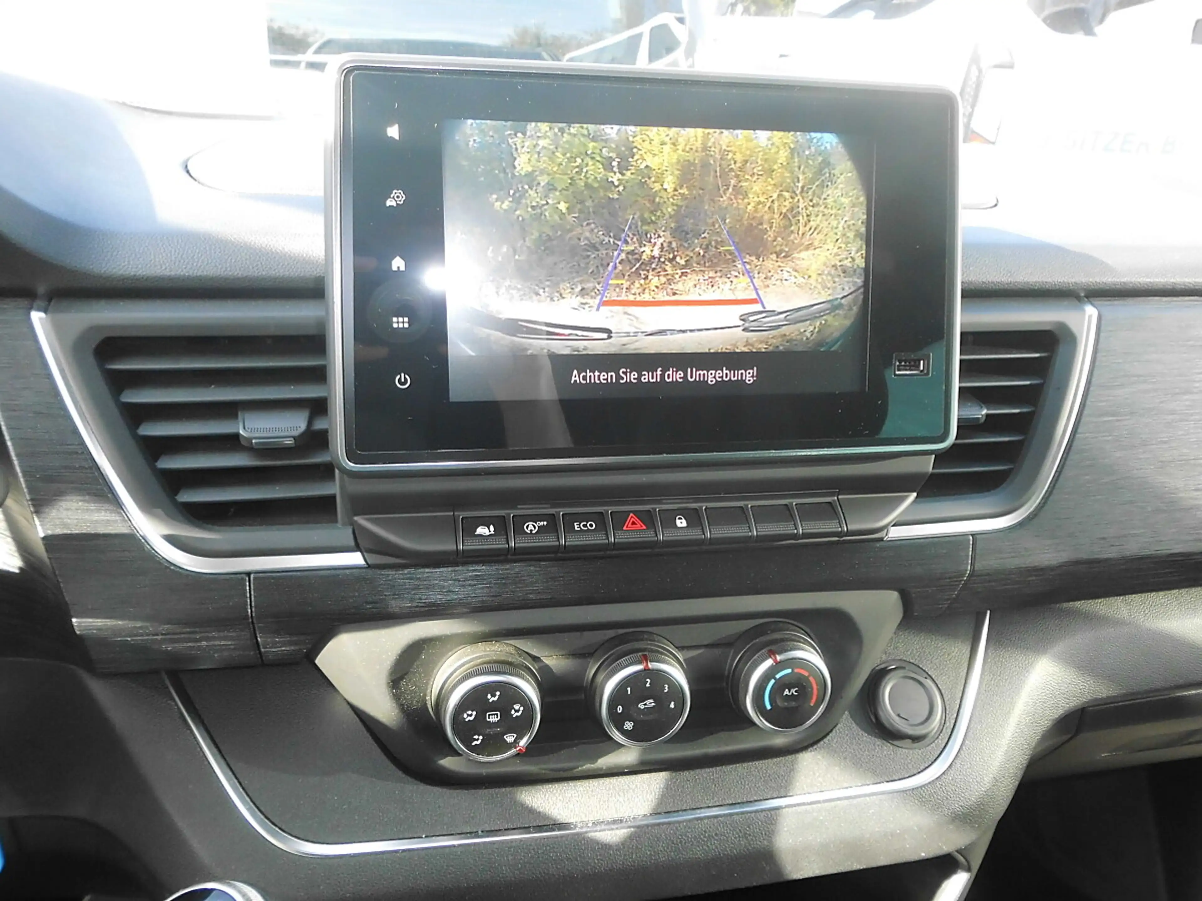 Renault Trafic Grand Passenger Equilibre Blue dCi 150 — photo 10