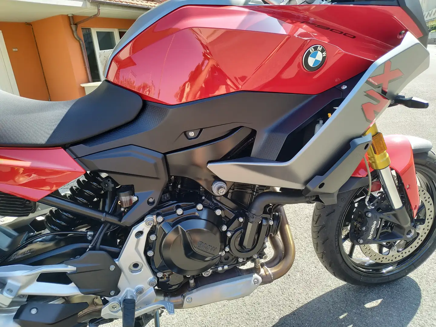 BMW F 900 XR Sport Rosso - 2