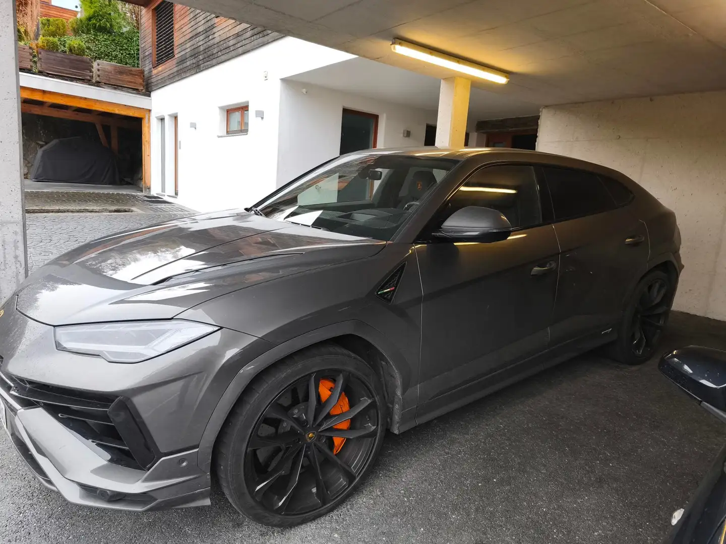 Lamborghini Urus Urus S Grau - 1
