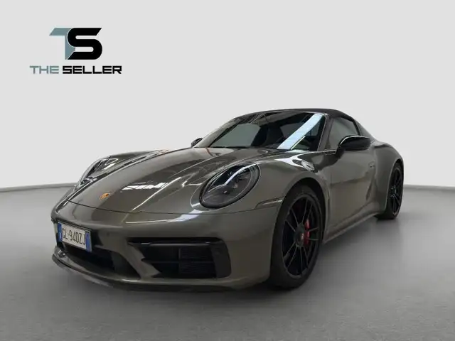 Porsche 992