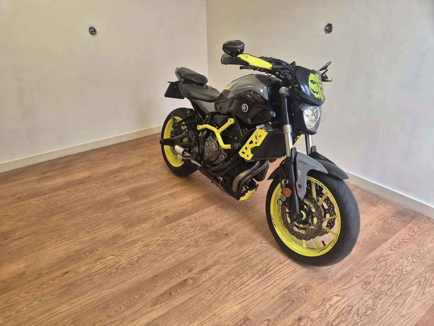 Yamaha MT-07 - 1